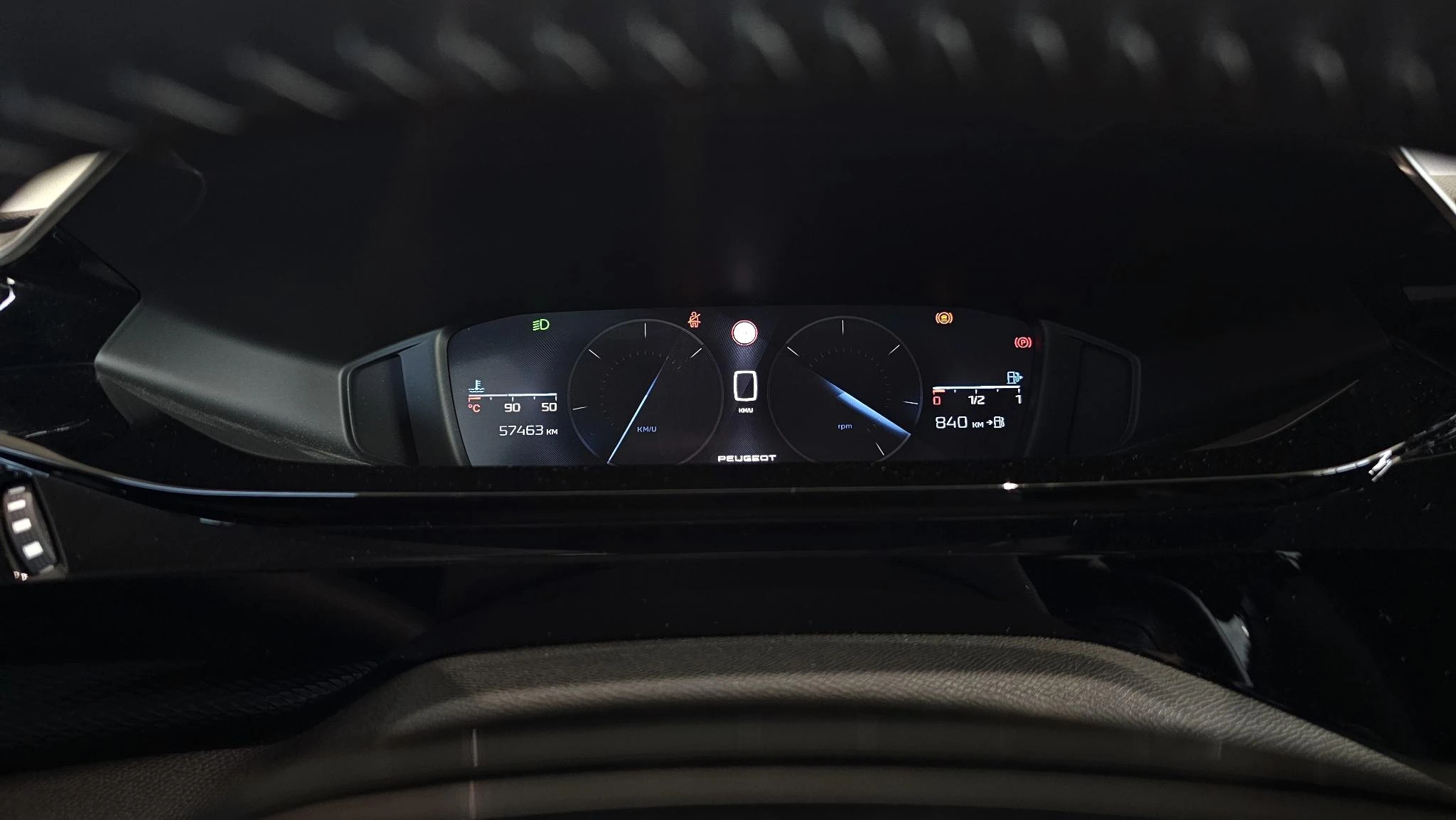 Peugeot-308-image-12