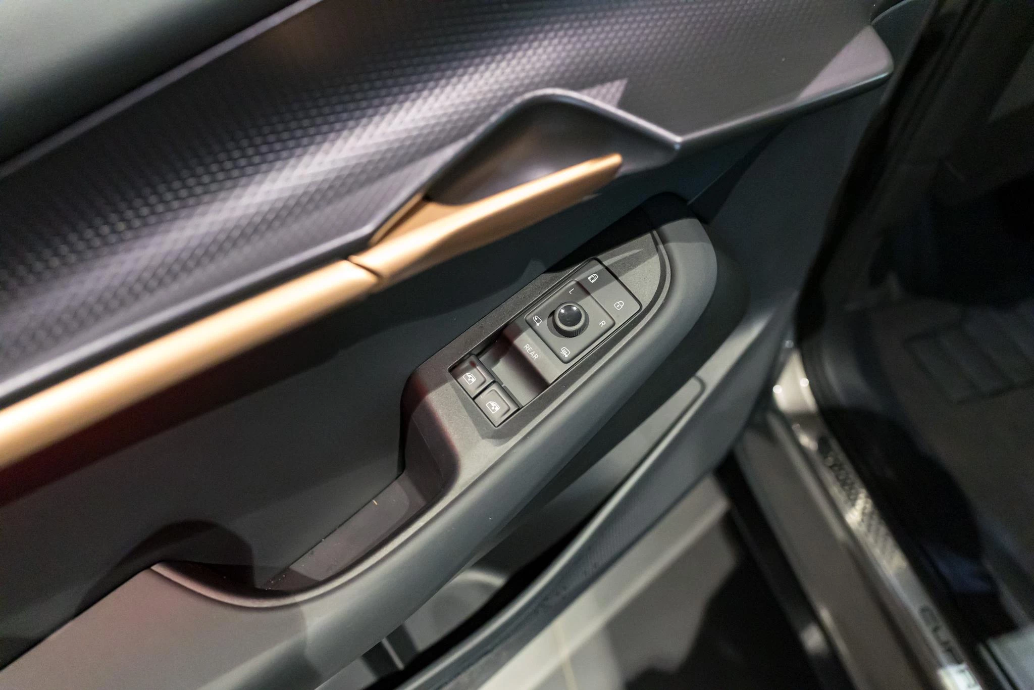 CUPRA-Tavascan-image-19