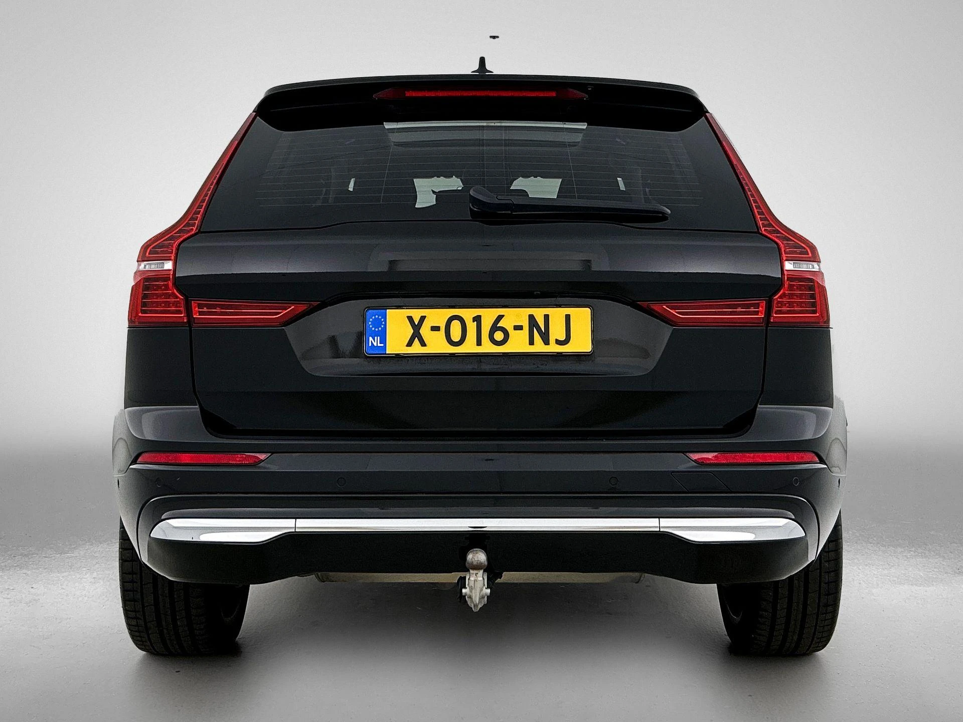Volvo-XC60-image-2