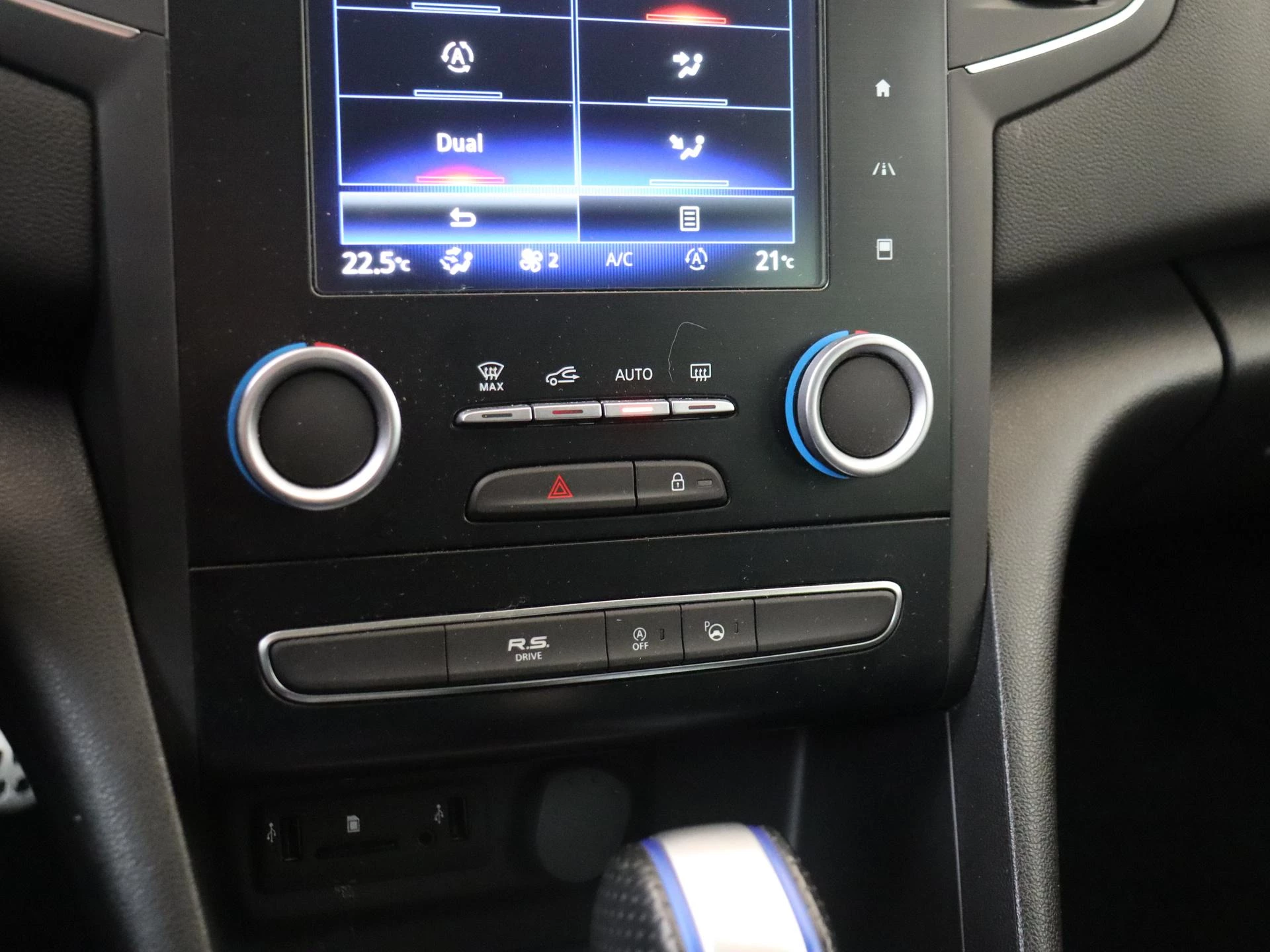 Renault-Mégane-image-23