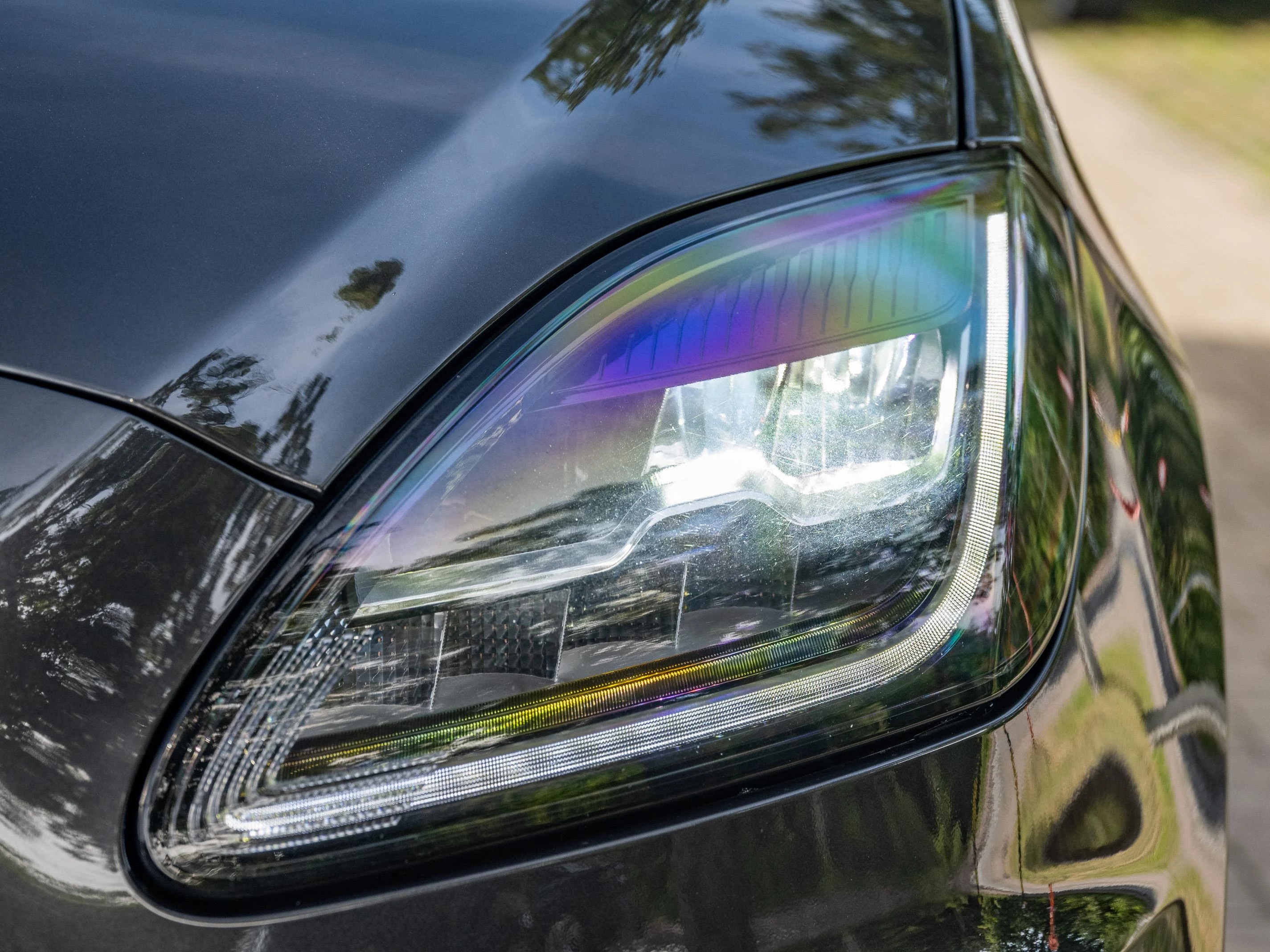 Jaguar E-PACE P300e R-Dynamic S