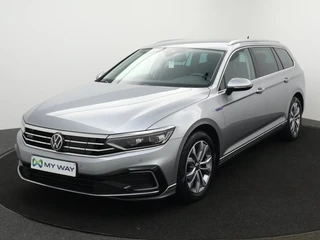 Volkswagen-Passat-image-0
