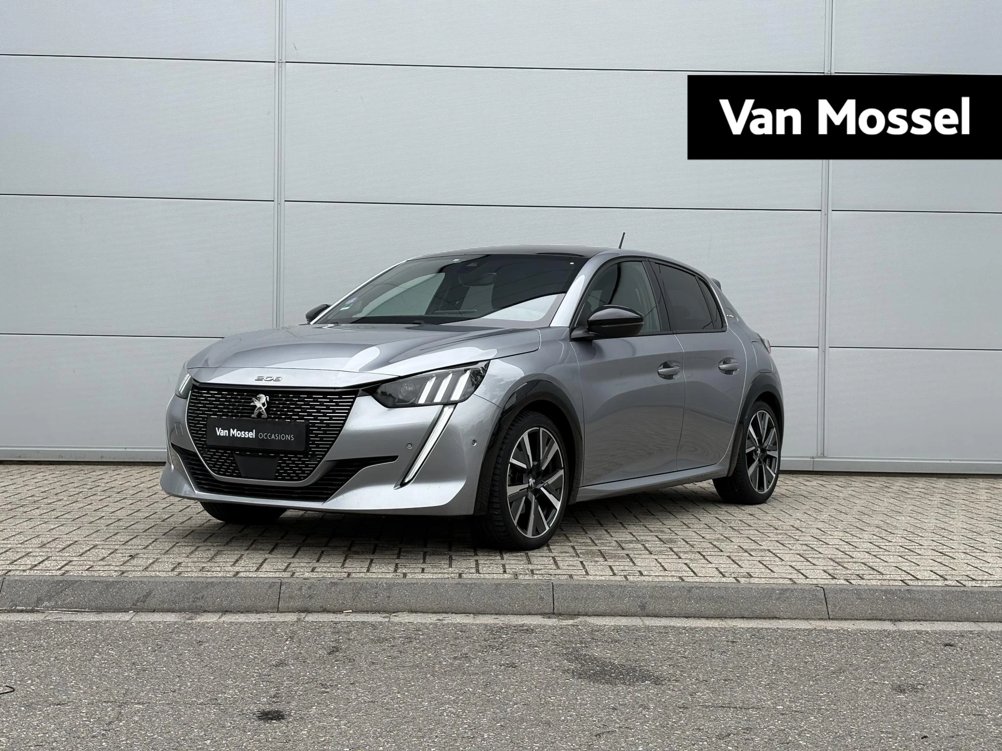 Peugeot-208-image-0
