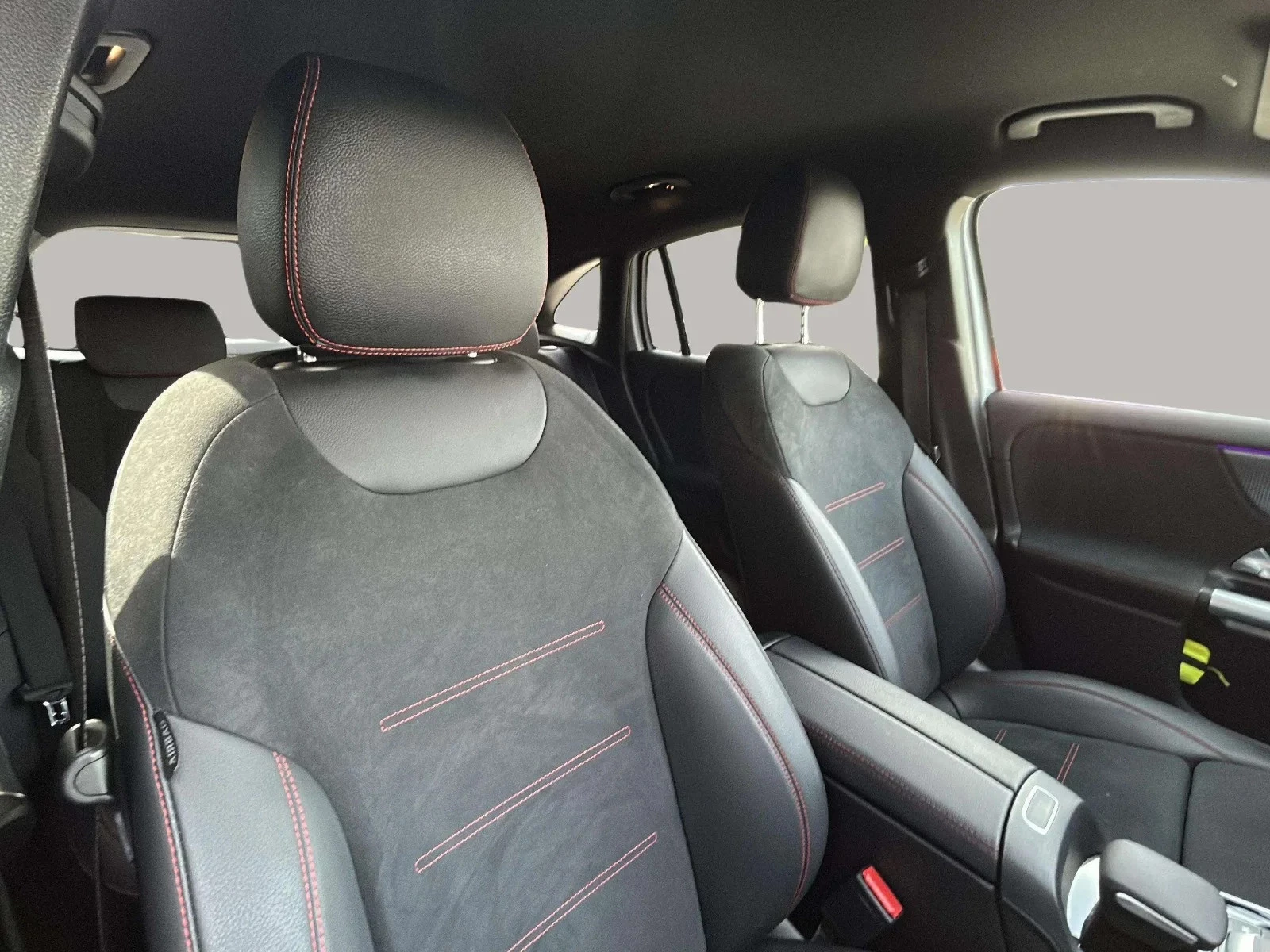 Mercedes-Benz-EQA-image-16