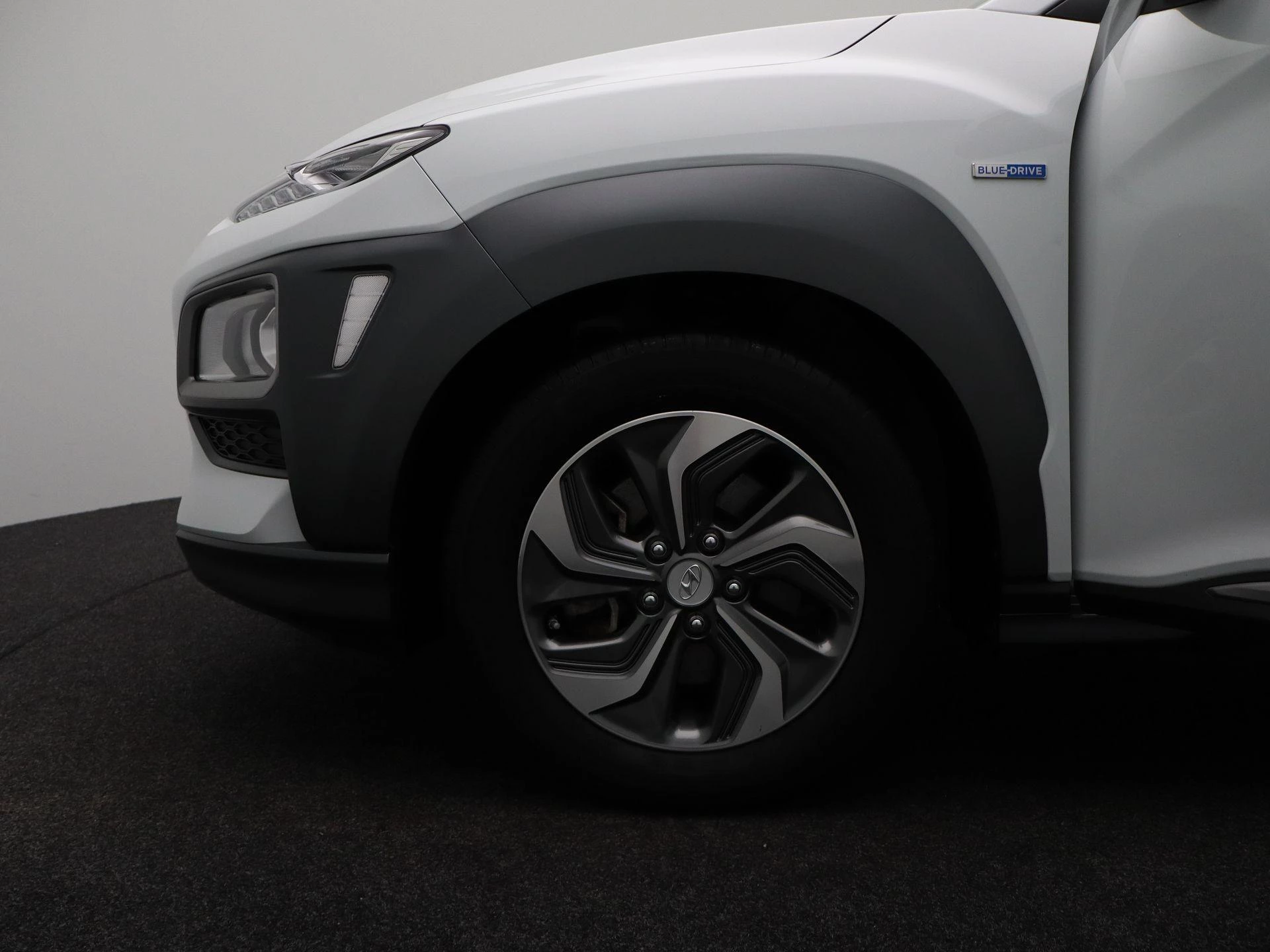 Hyundai-Kona-image-14