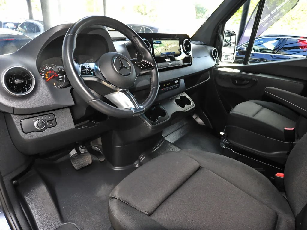 Mercedes-Benz-Sprinter 317-image-8