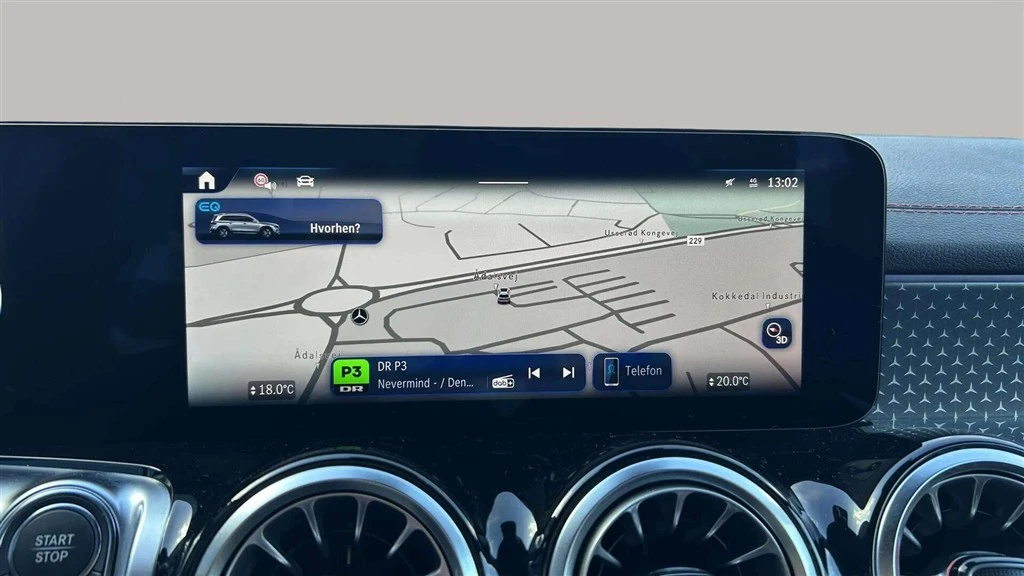 Mercedes-Benz-EQB-image-15