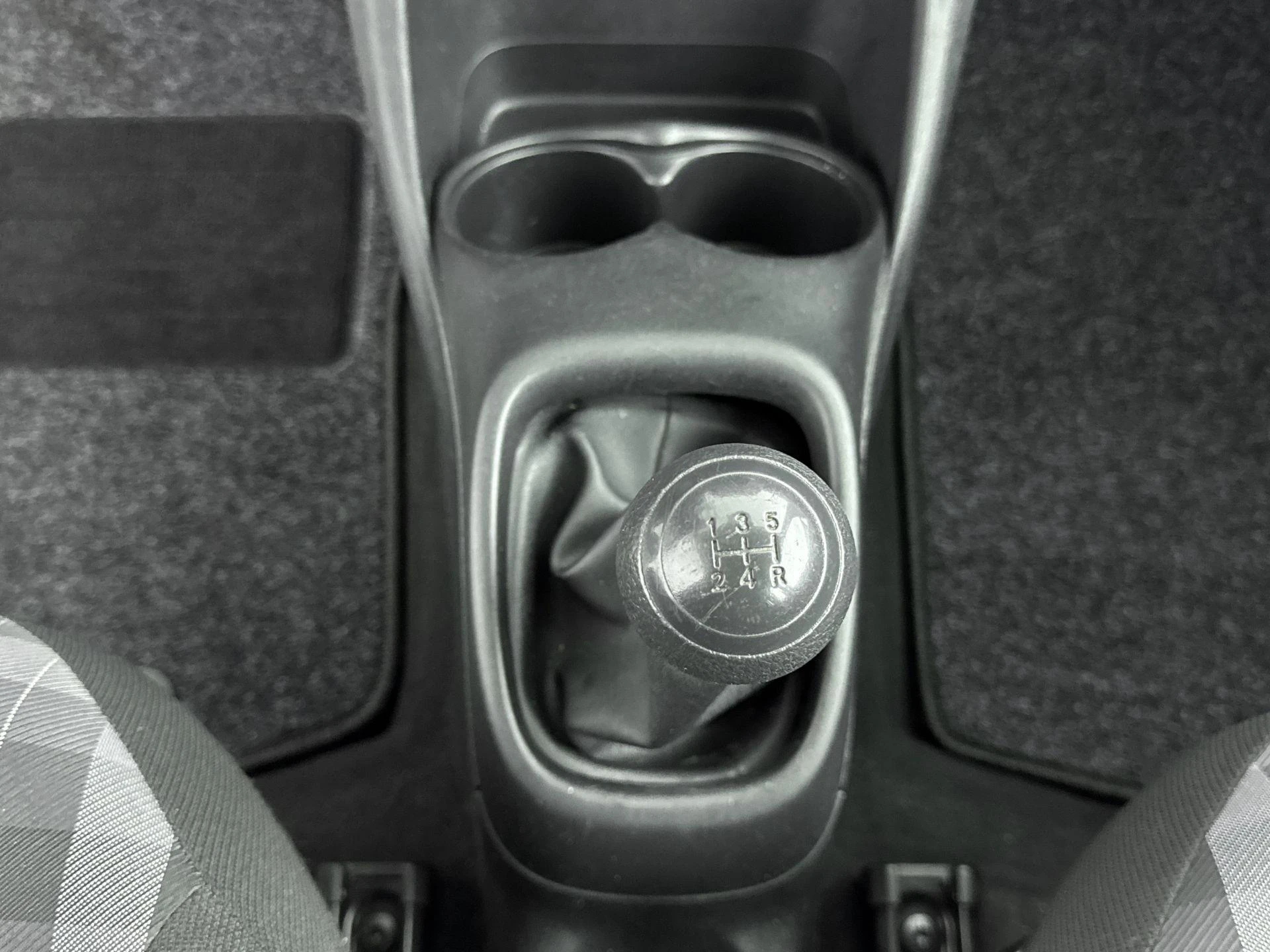 Peugeot-108-image-13