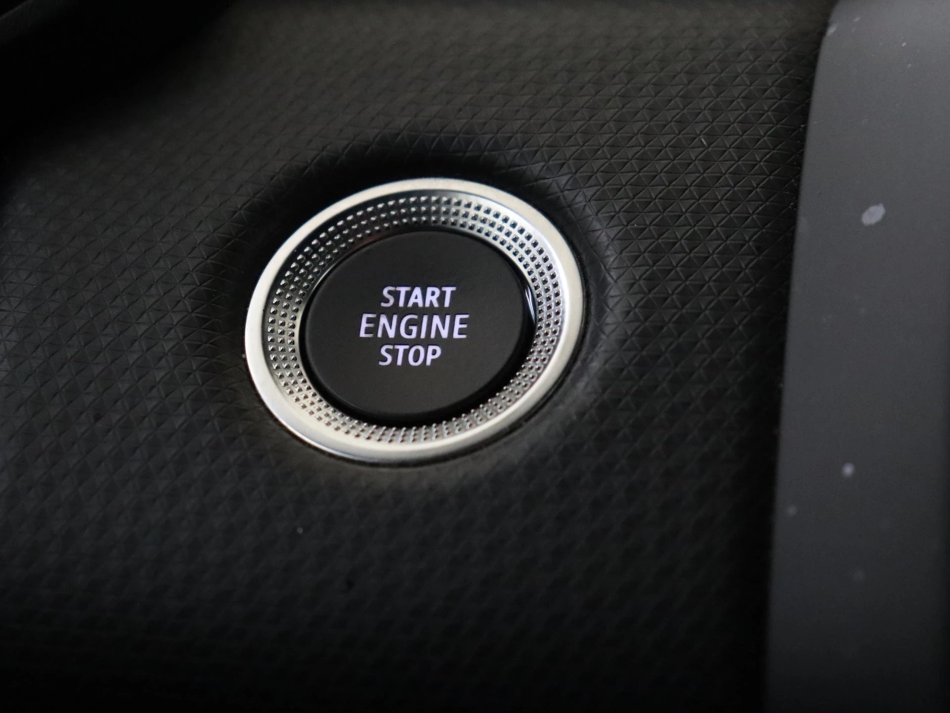 Renault-Clio-image-20