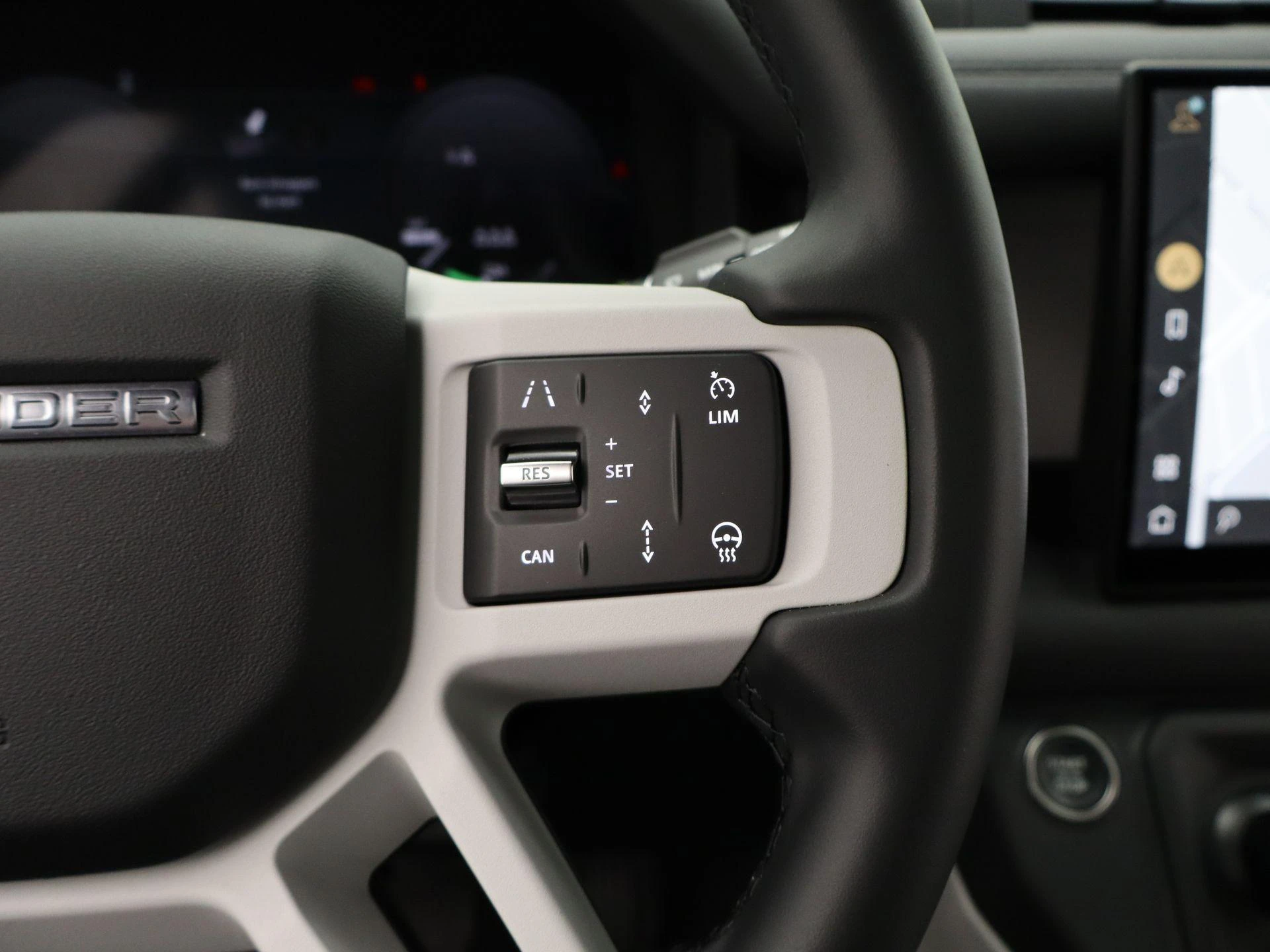 Land Rover-Defender-image-19