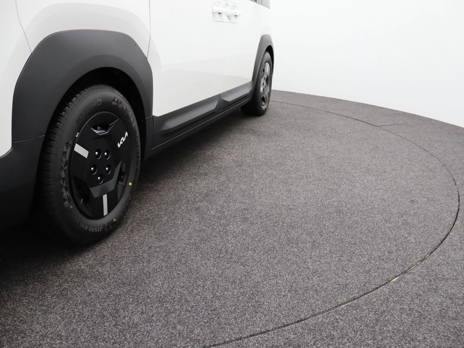 Kia-PV5-image-28
