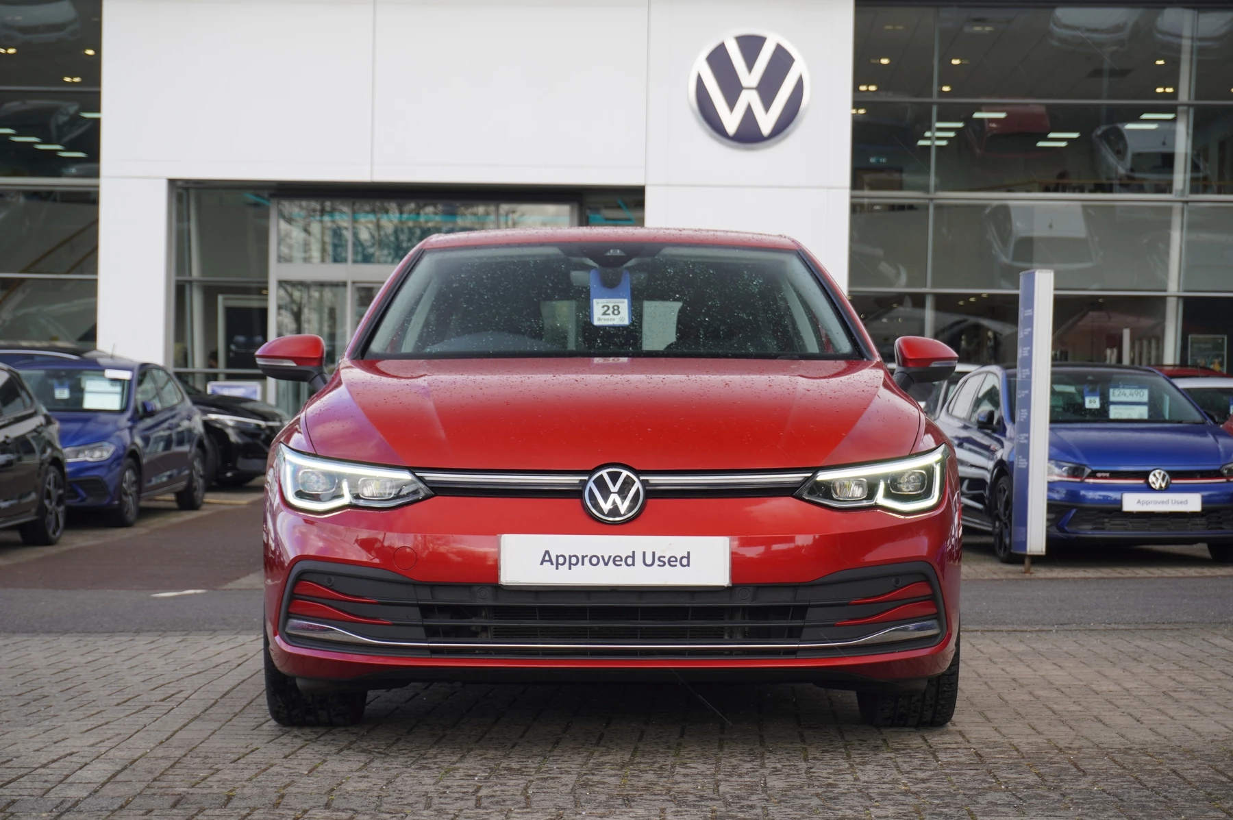 Volkswagen-Golf-image-6