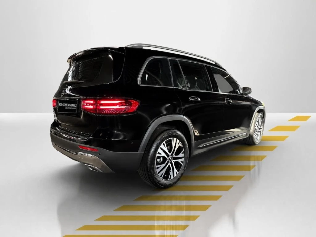 Mercedes-Benz-GLB 200 d-image-14