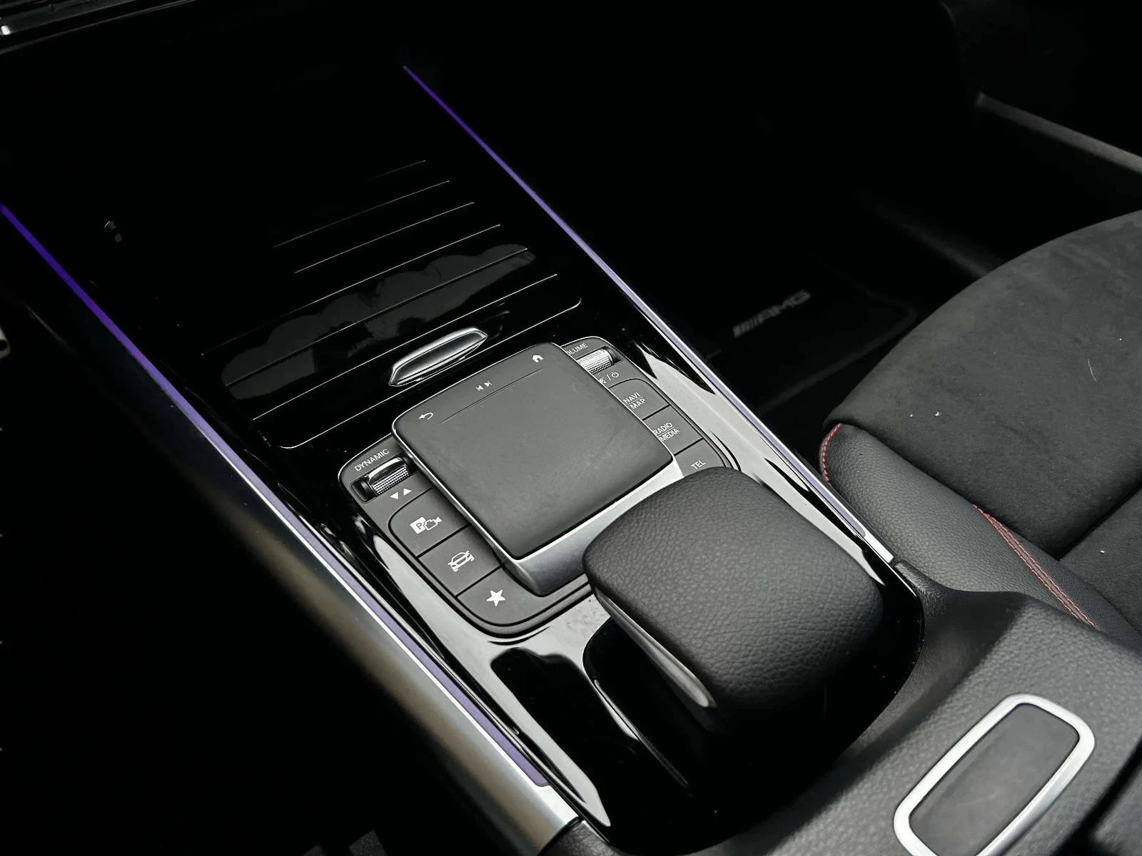 Mercedes-Benz-EQA-image-10