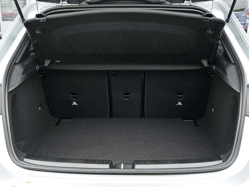Mercedes-Benz-A-Klasse 200-image-15