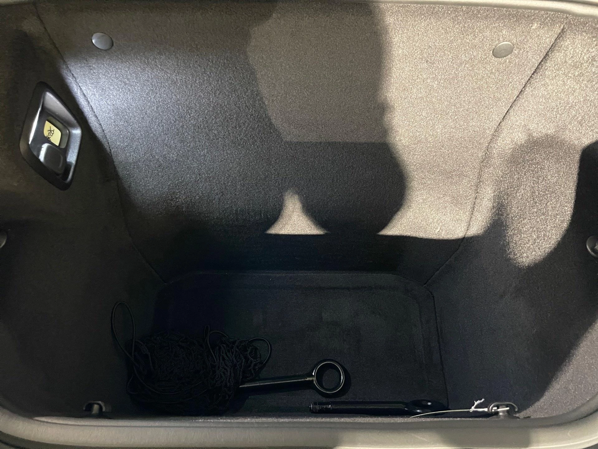 Chevrolet-Corvette-image-12