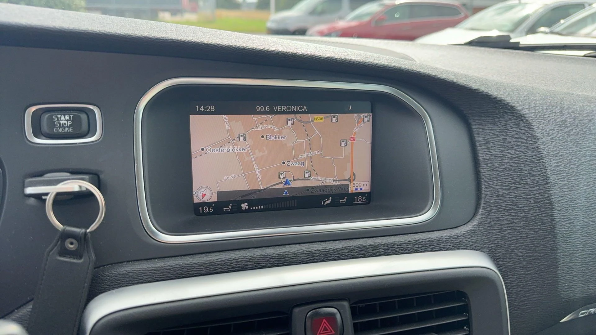 Volvo-V40-image-9