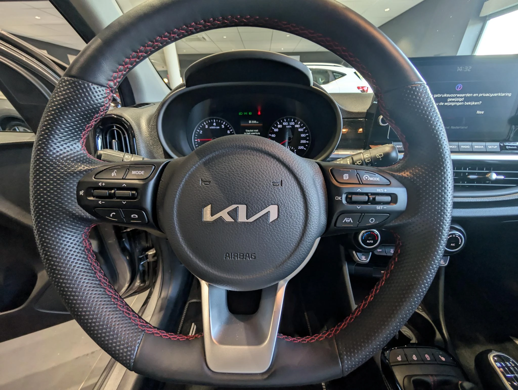 Kia-Picanto-image-13