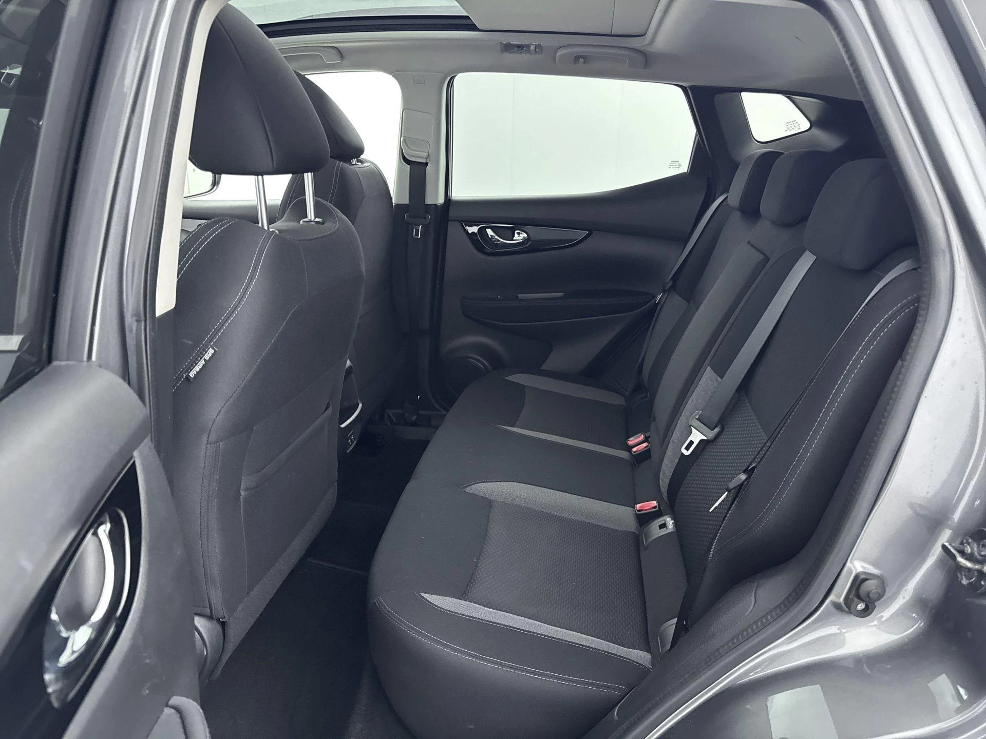 Nissan-QASHQAI-image-11