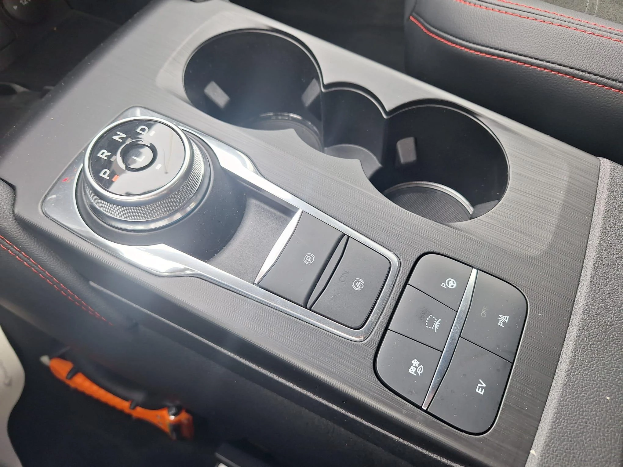Ford-Kuga-image-20