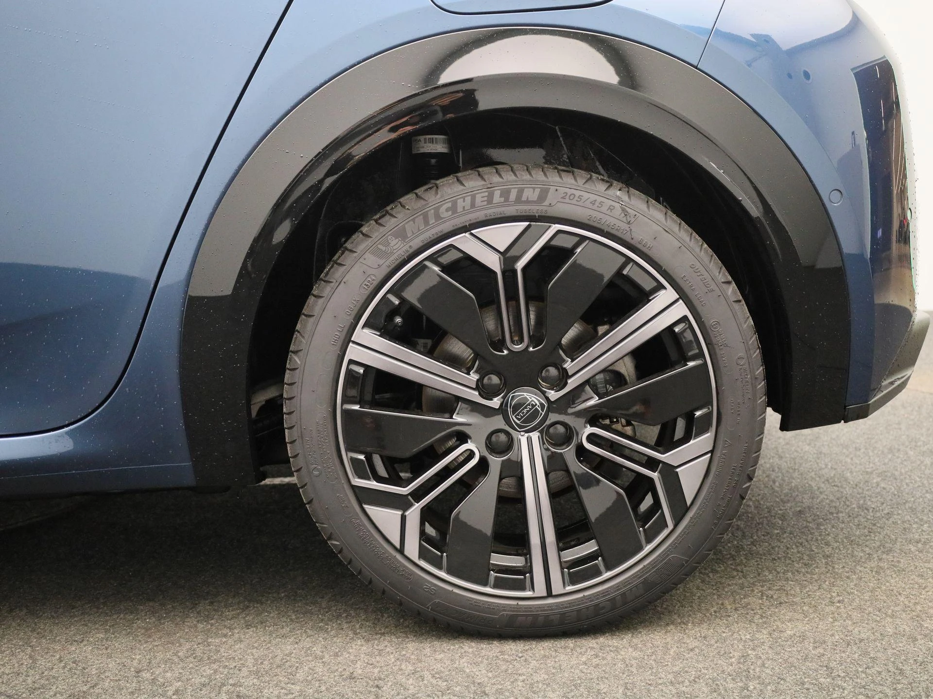 Lancia Ypsilon Edizione Cassina Limitata 51 kWh