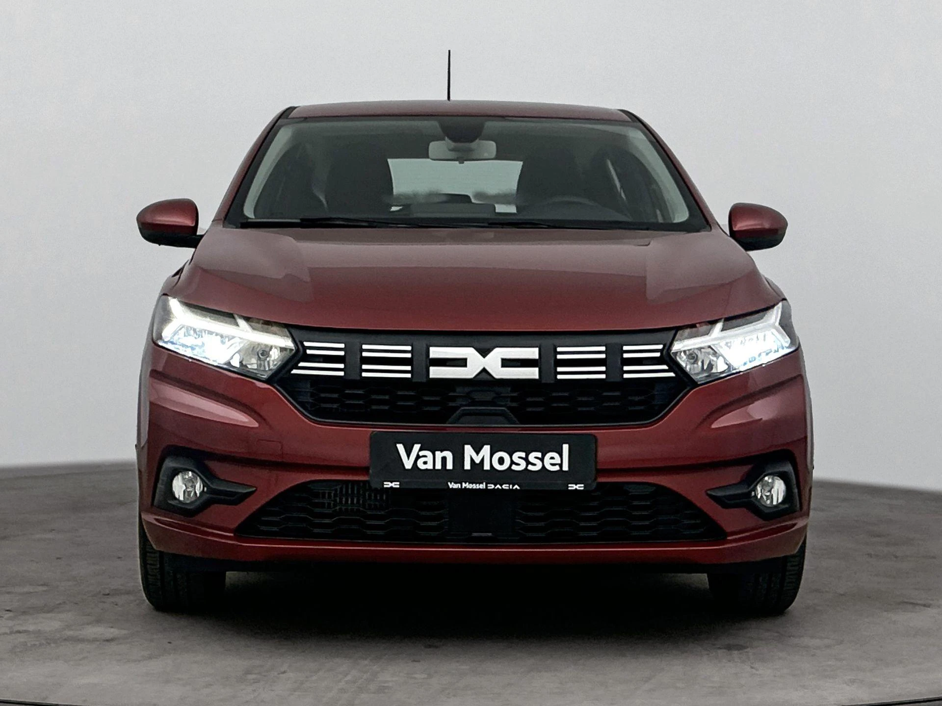 Dacia-Sandero-image-4