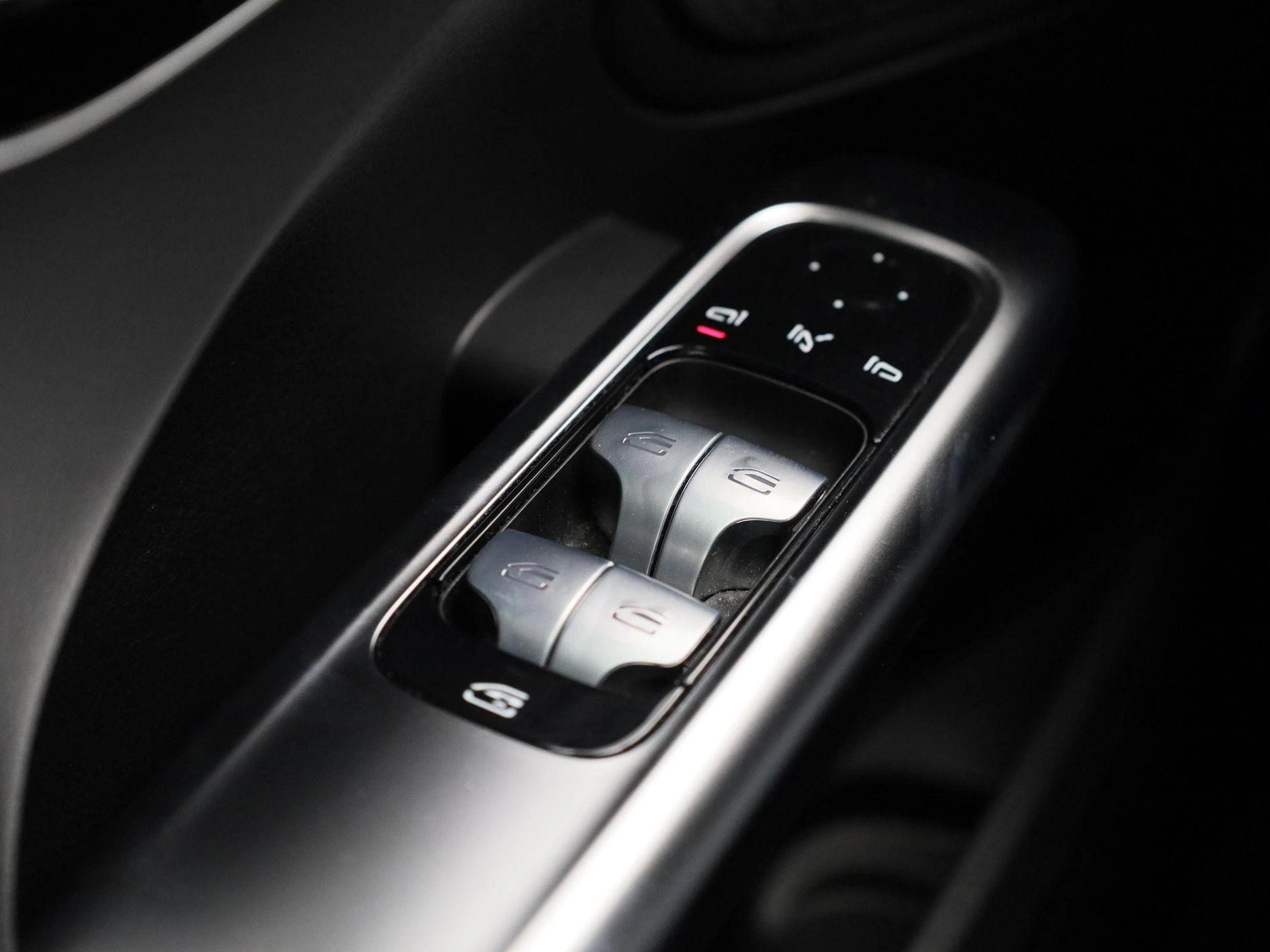 Mercedes-Benz-C-Klasse-image-29