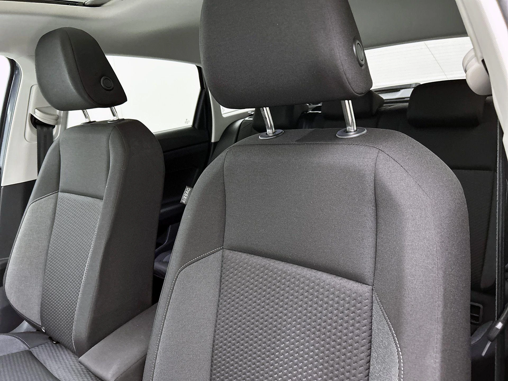 Volkswagen-Taigo-image-12