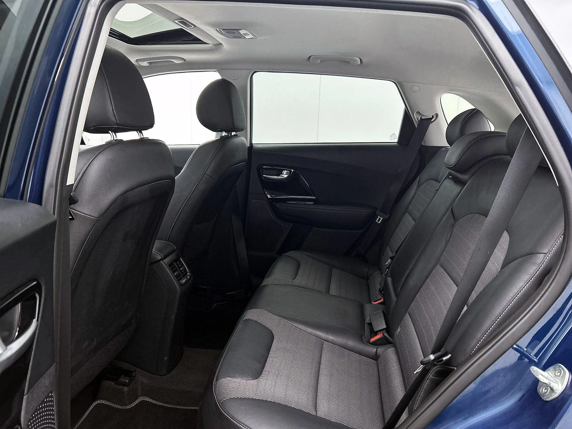 Kia-Niro-image-26