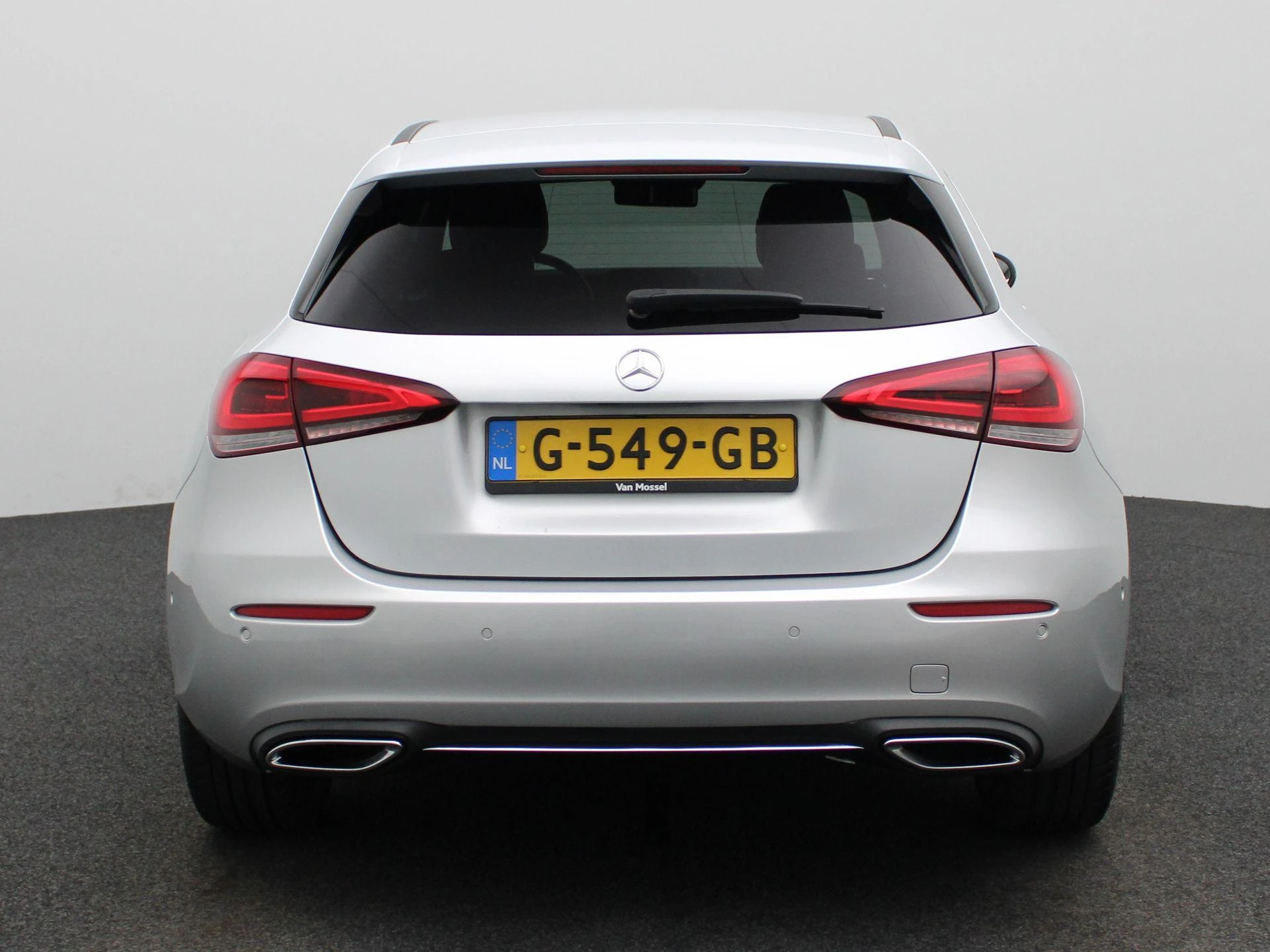 Mercedes-Benz-A-Klasse-image-4