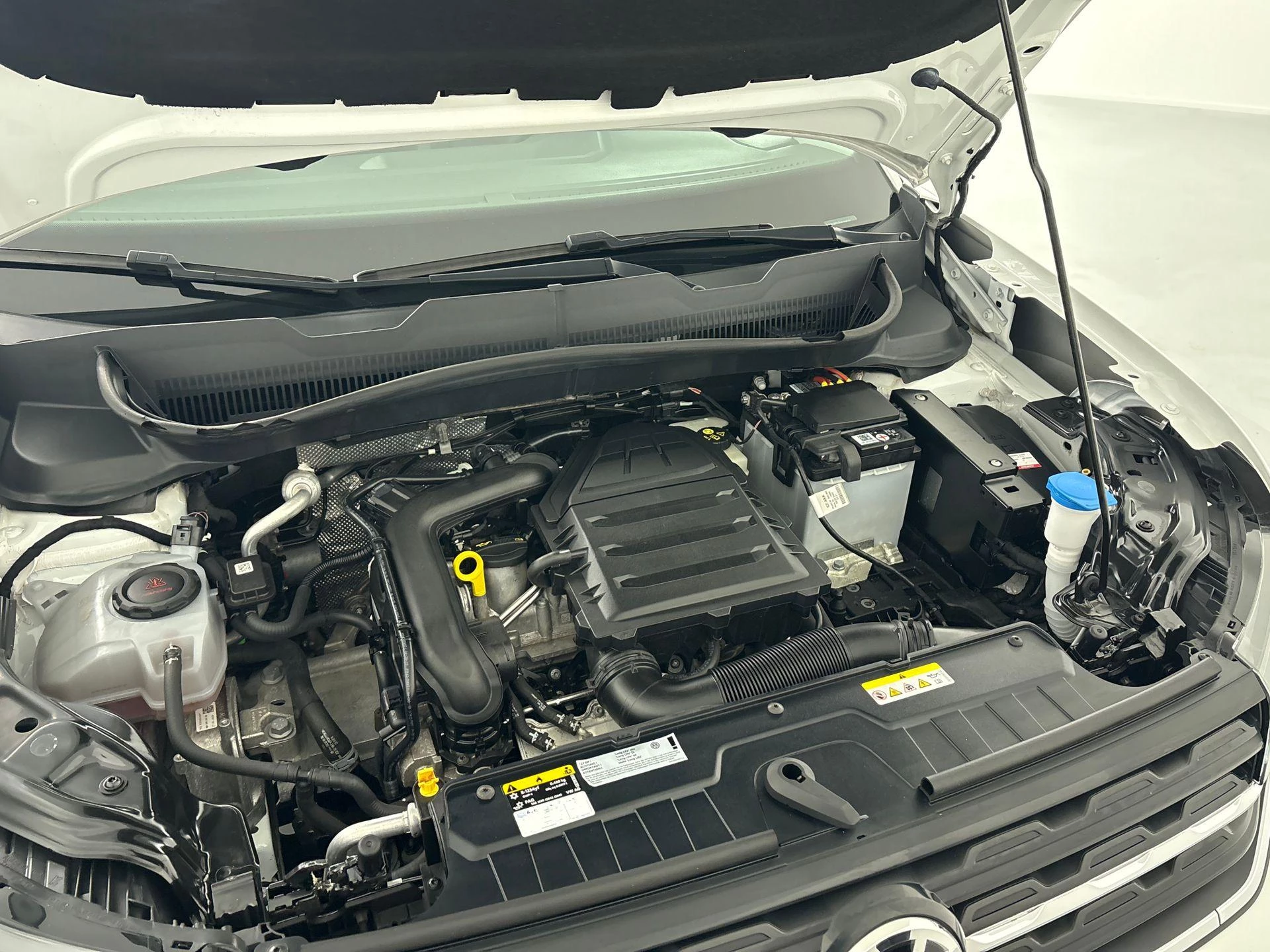 Volkswagen-T-Cross-image-19