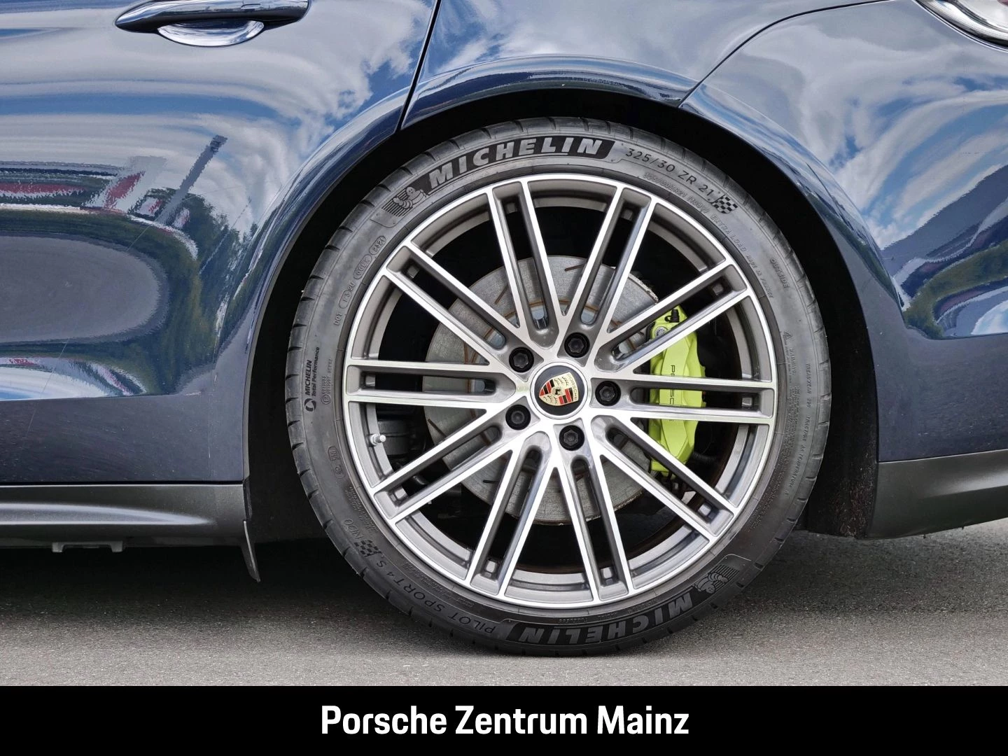 Porsche Panamera 4S E-Hybrid Sport Turismo Soft-Close -