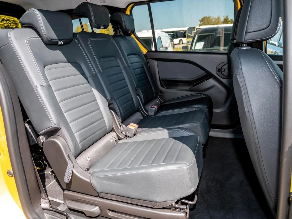 Mercedes-Benz-T-Klasse 180-image-11