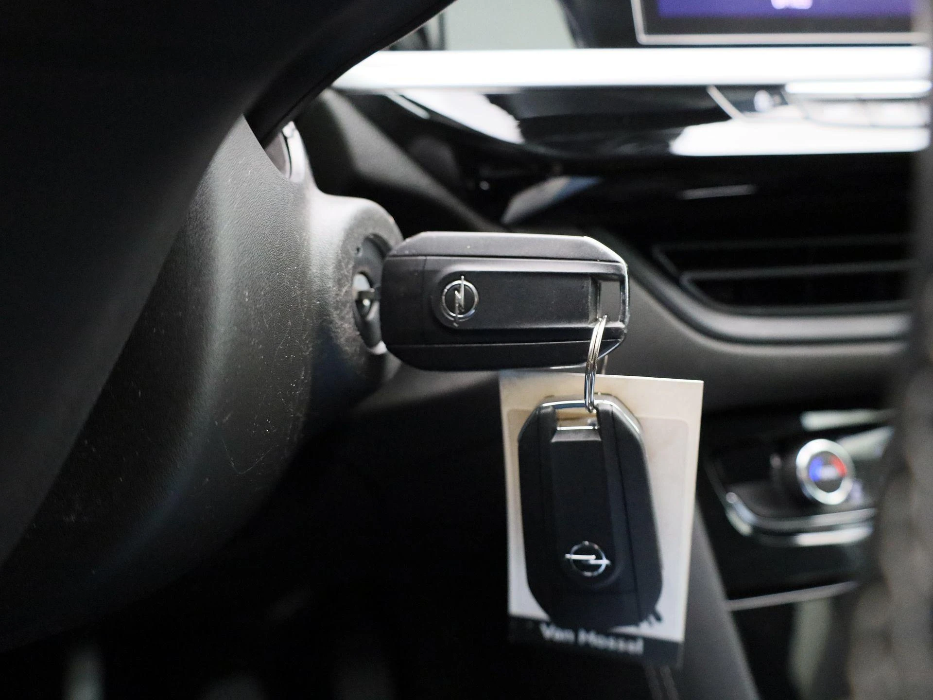 Opel-Grandland-image-17