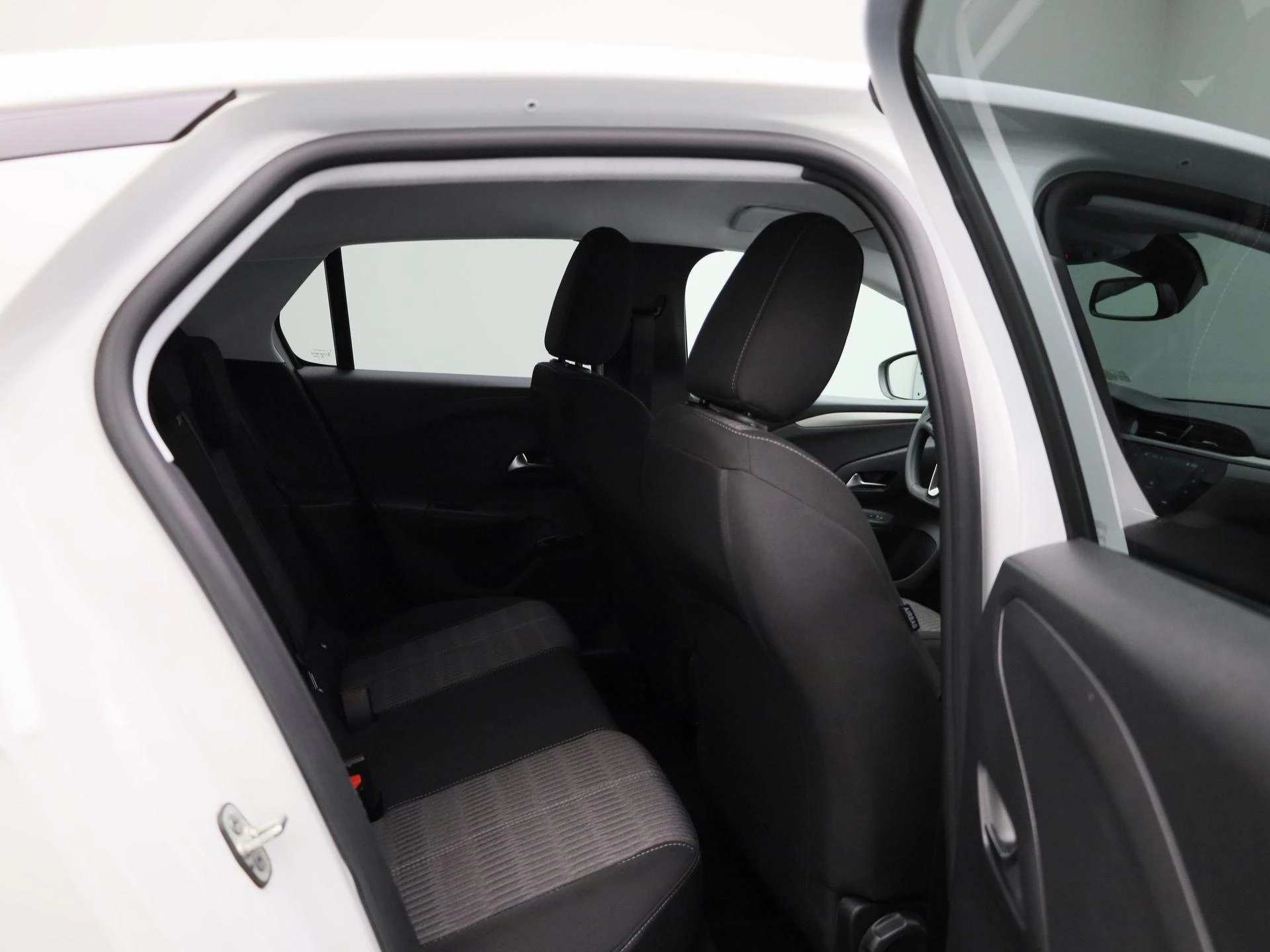 Opel-Corsa-e-image-33