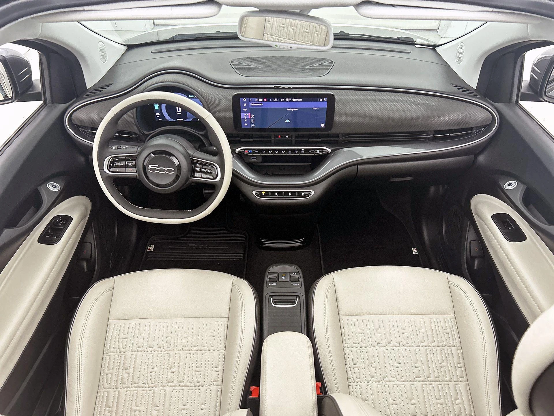 Fiat-500C-image-18