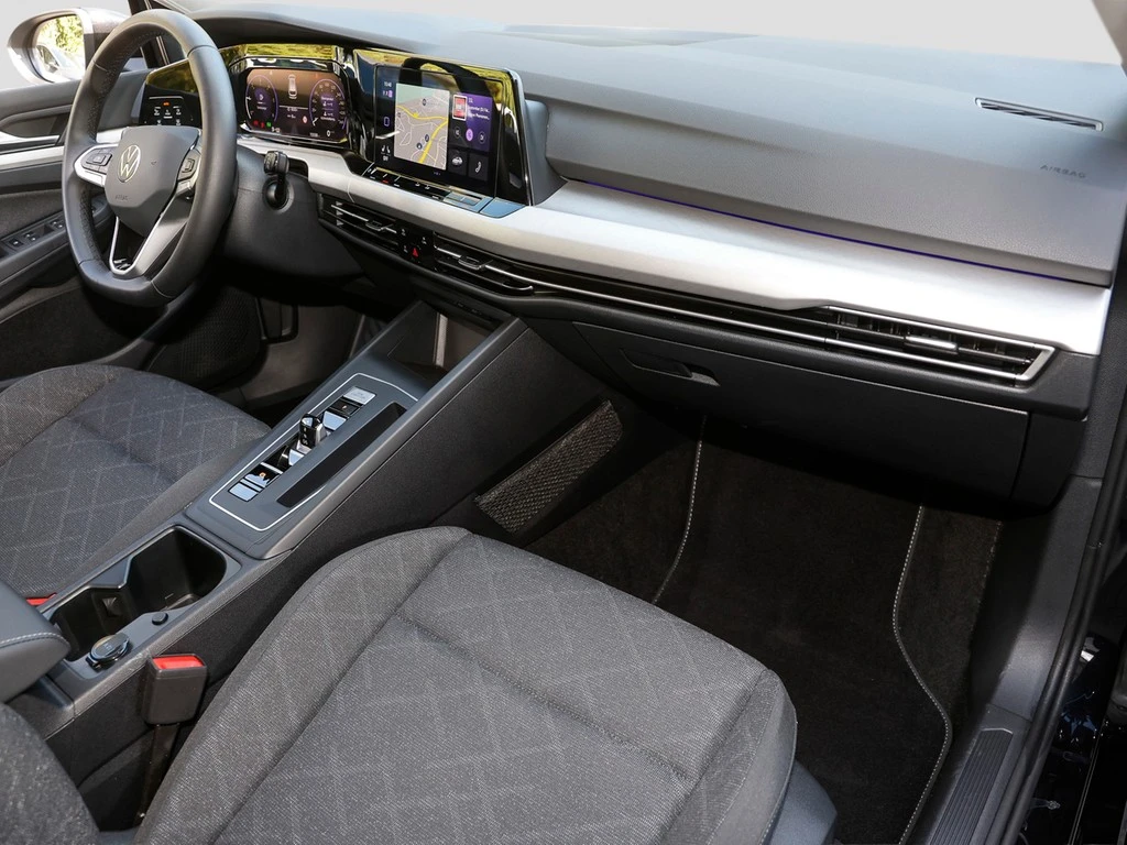 Volkswagen-Golf-image-7