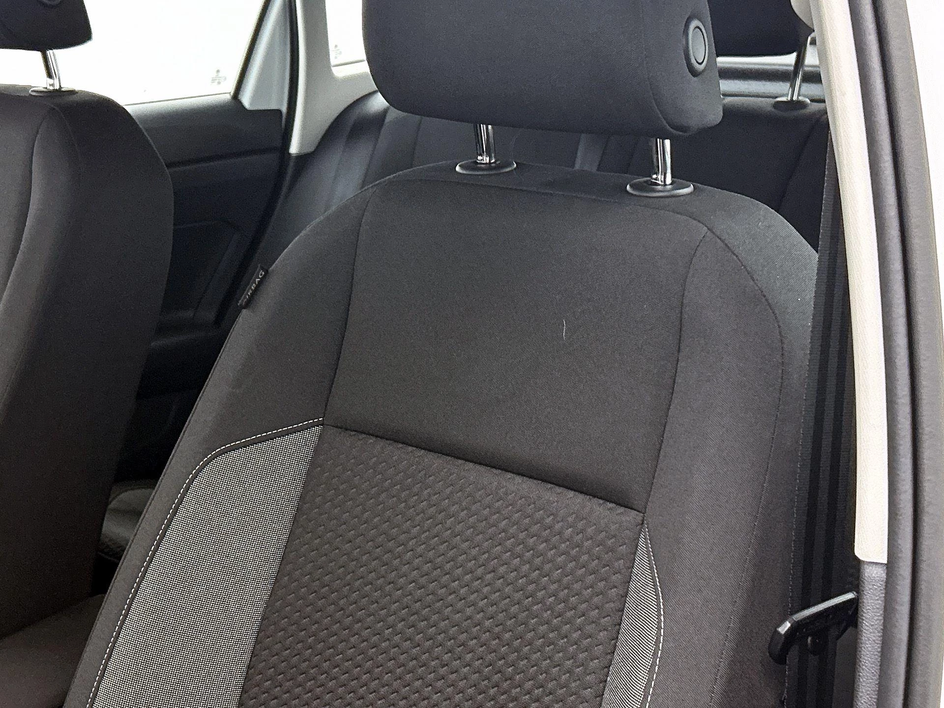 Volkswagen-Taigo-image-13