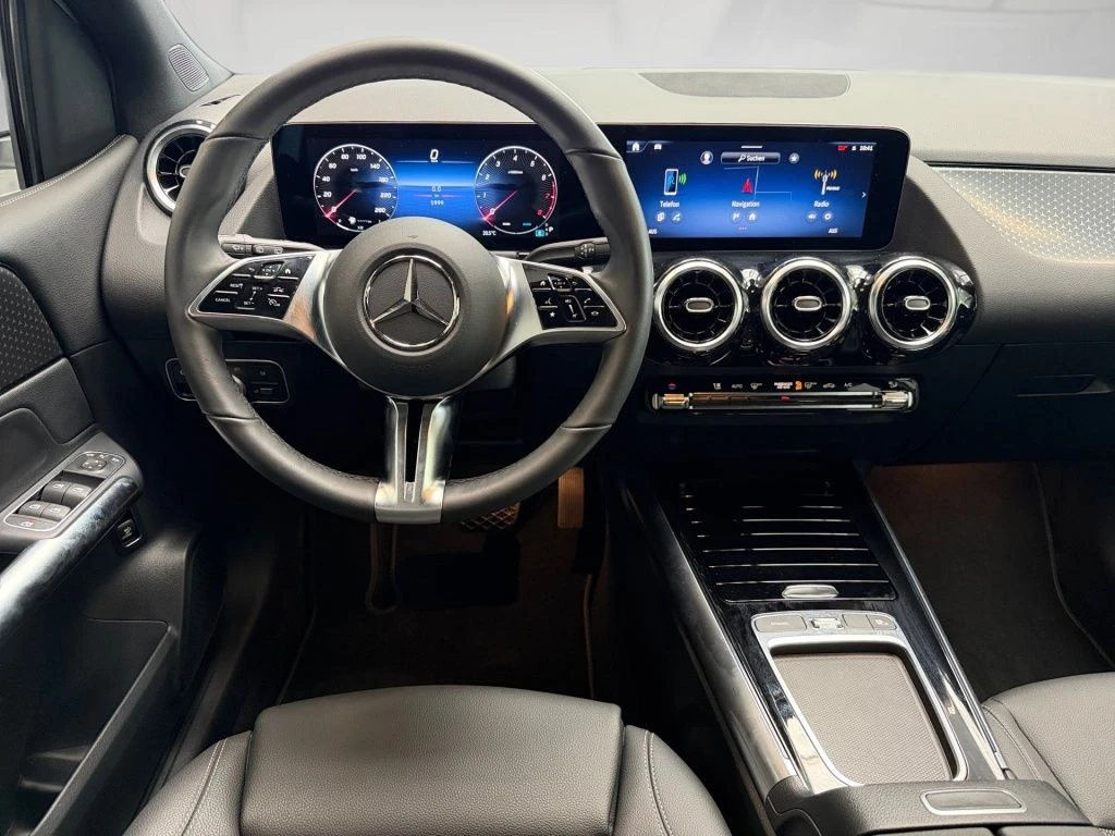 Mercedes-Benz-B-Klasse 200-image-10