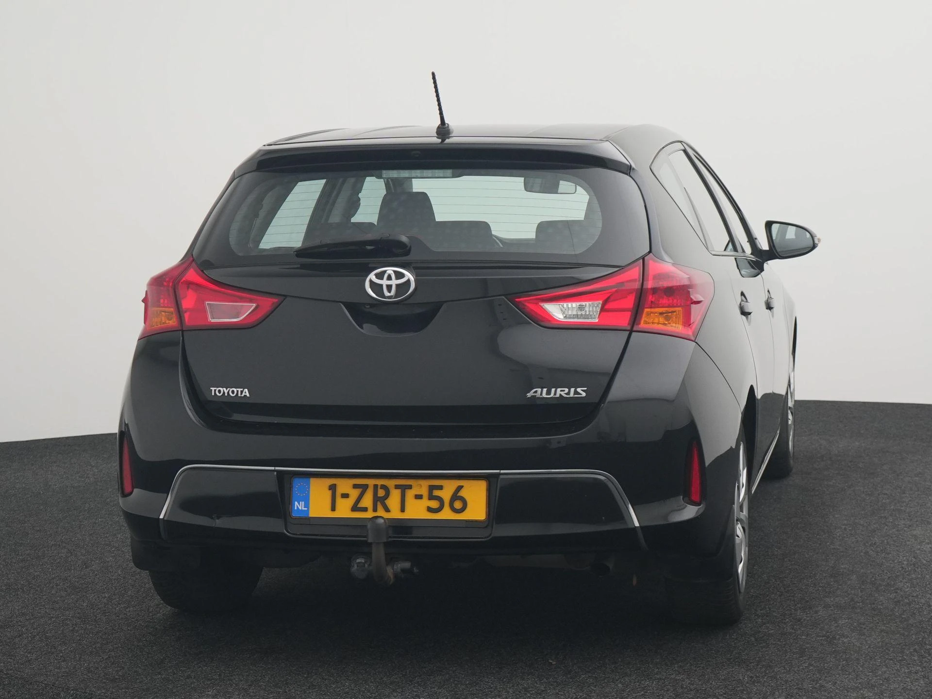 Toyota-Auris-image-4