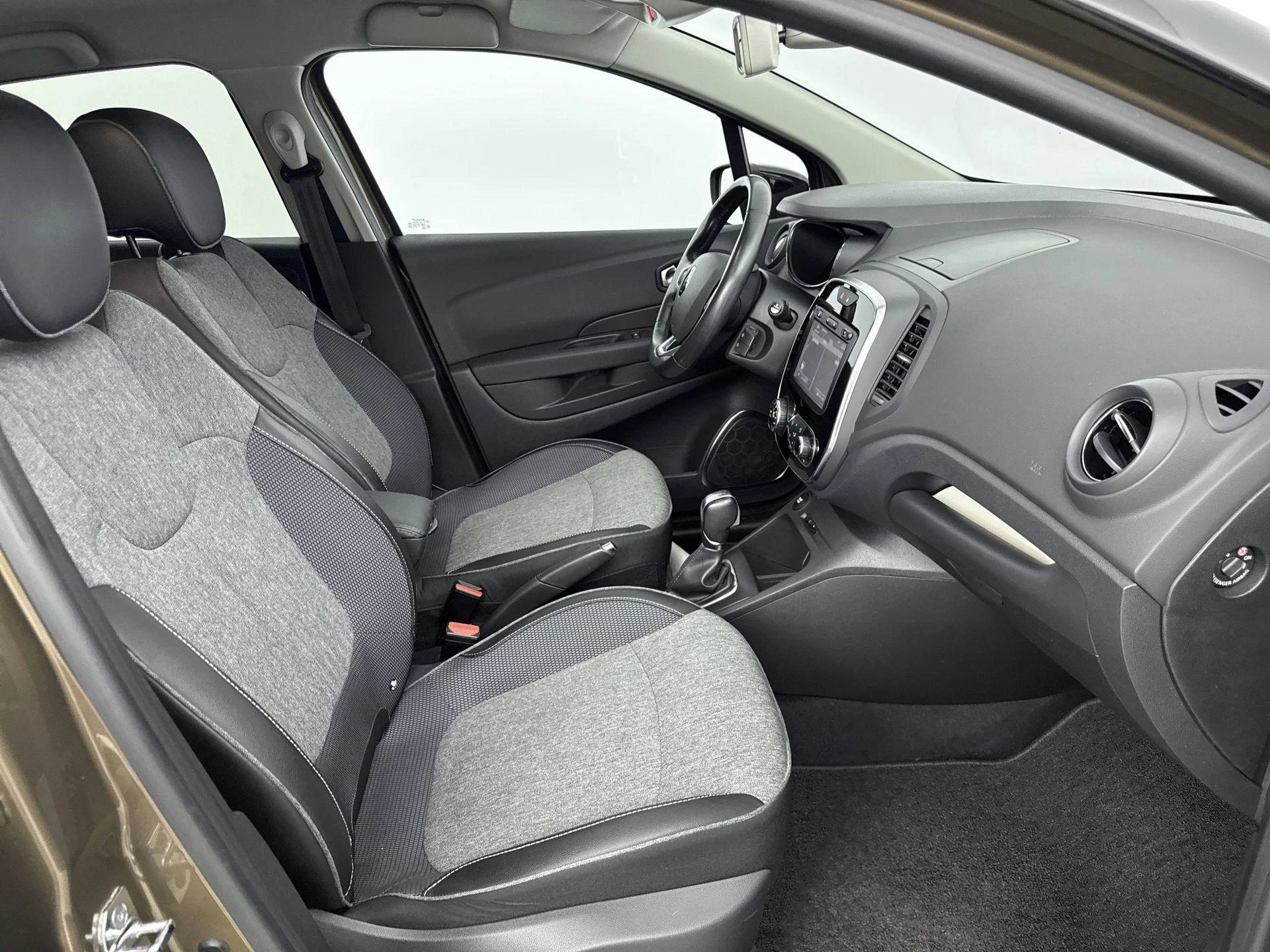 Renault Captur 1.2 TCe 120Pk Intens
