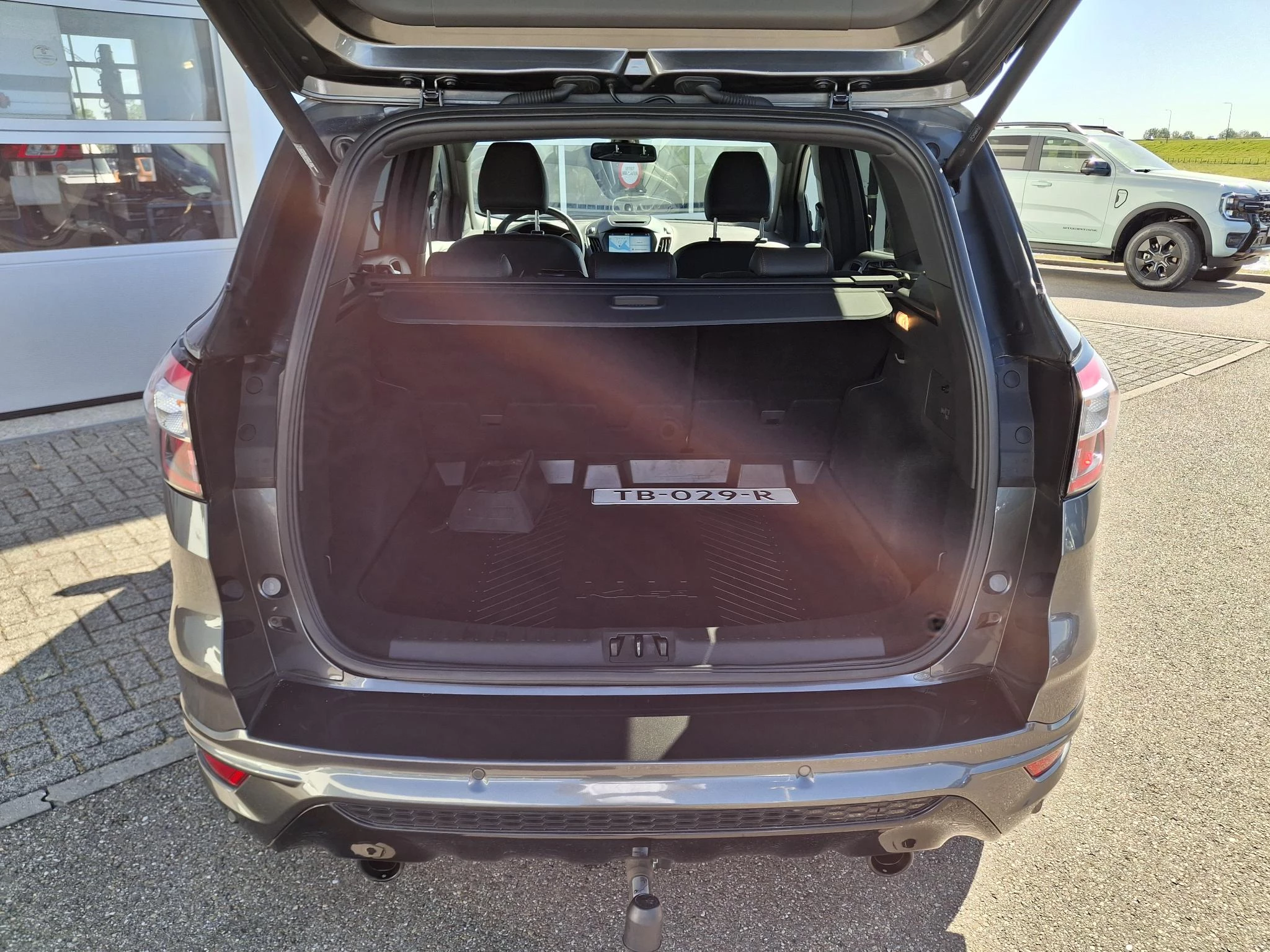 Ford-Kuga-image-11