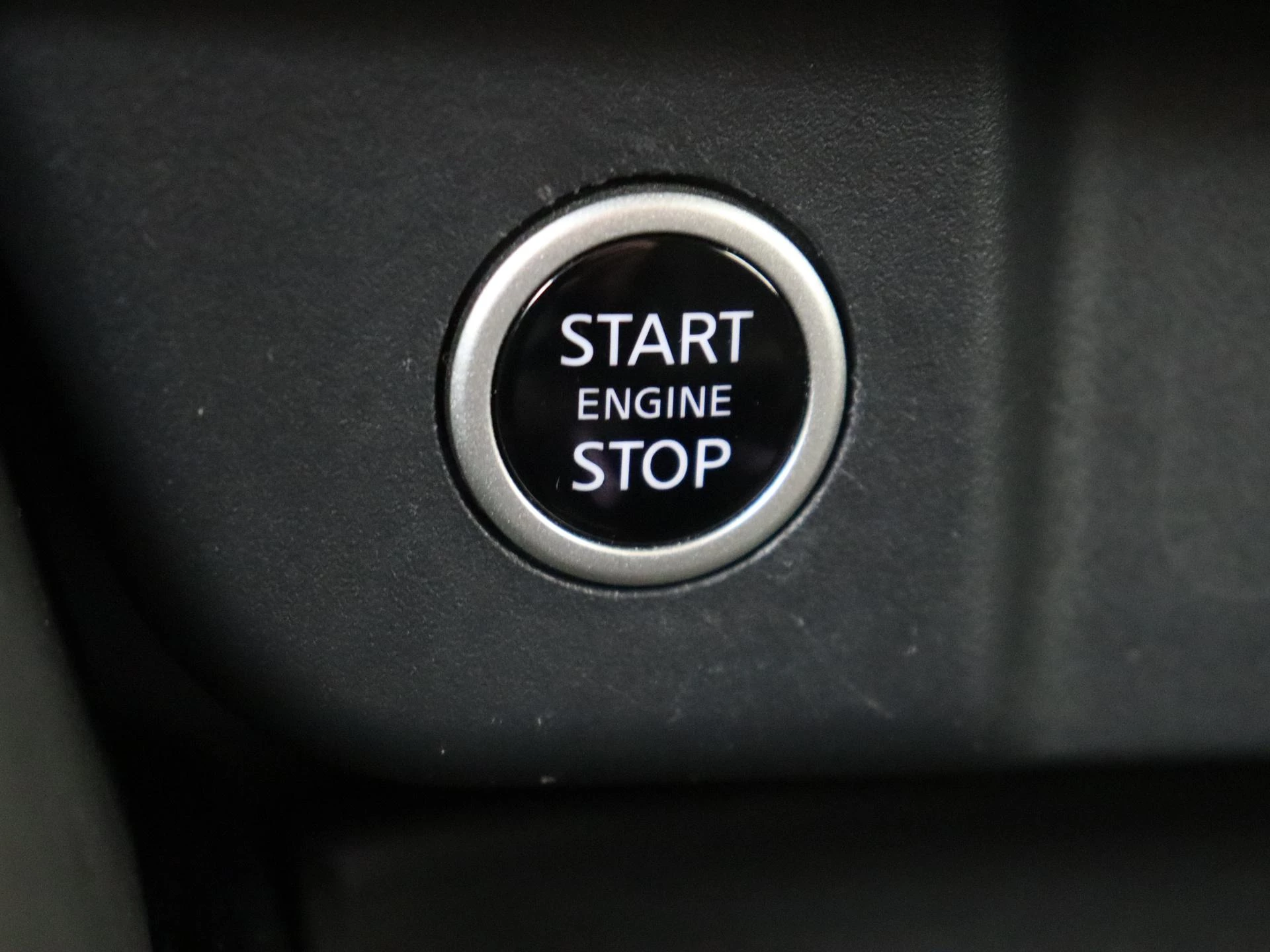 Nissan-QASHQAI-image-19