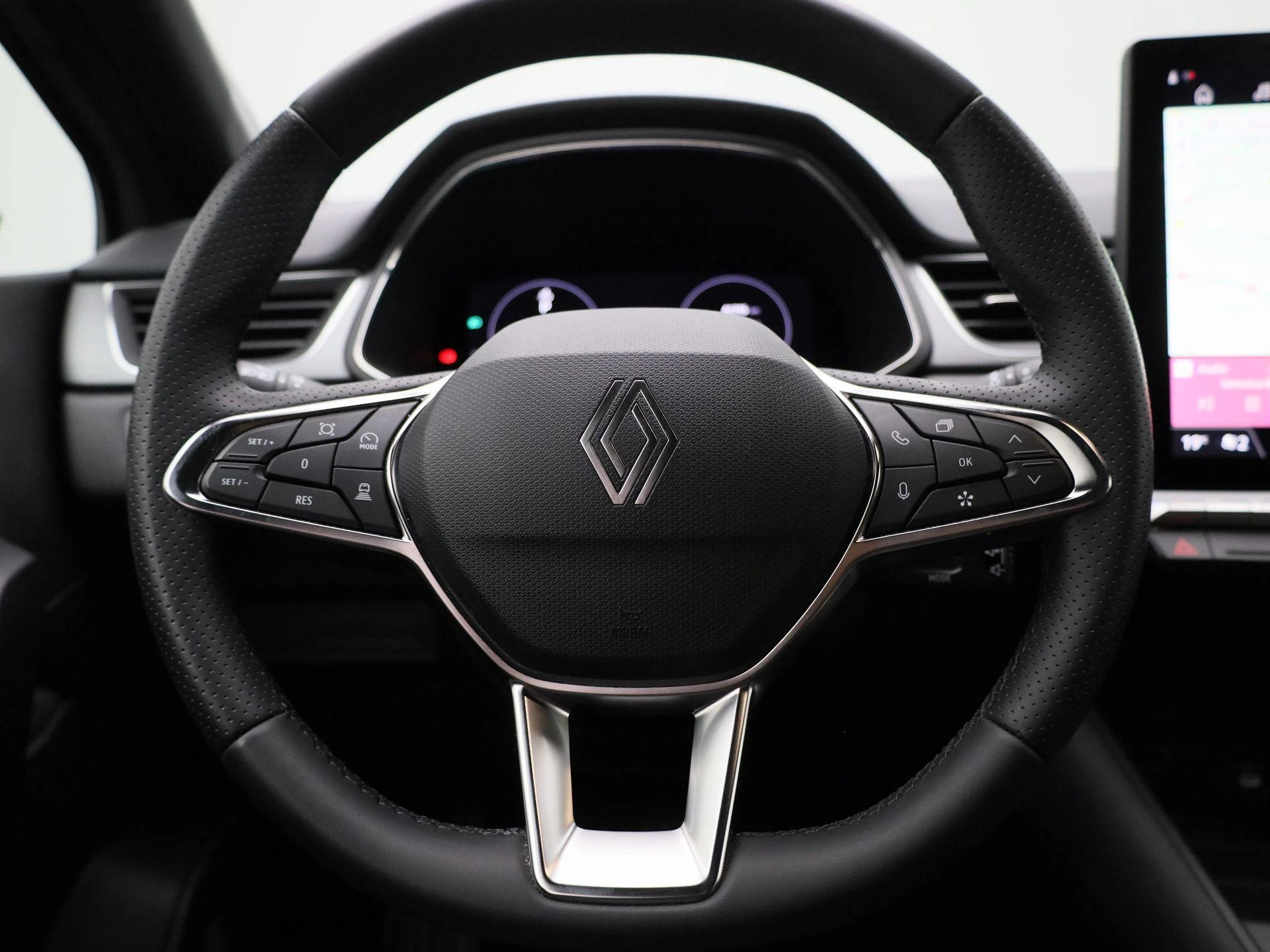 Renault-Captur-image-6