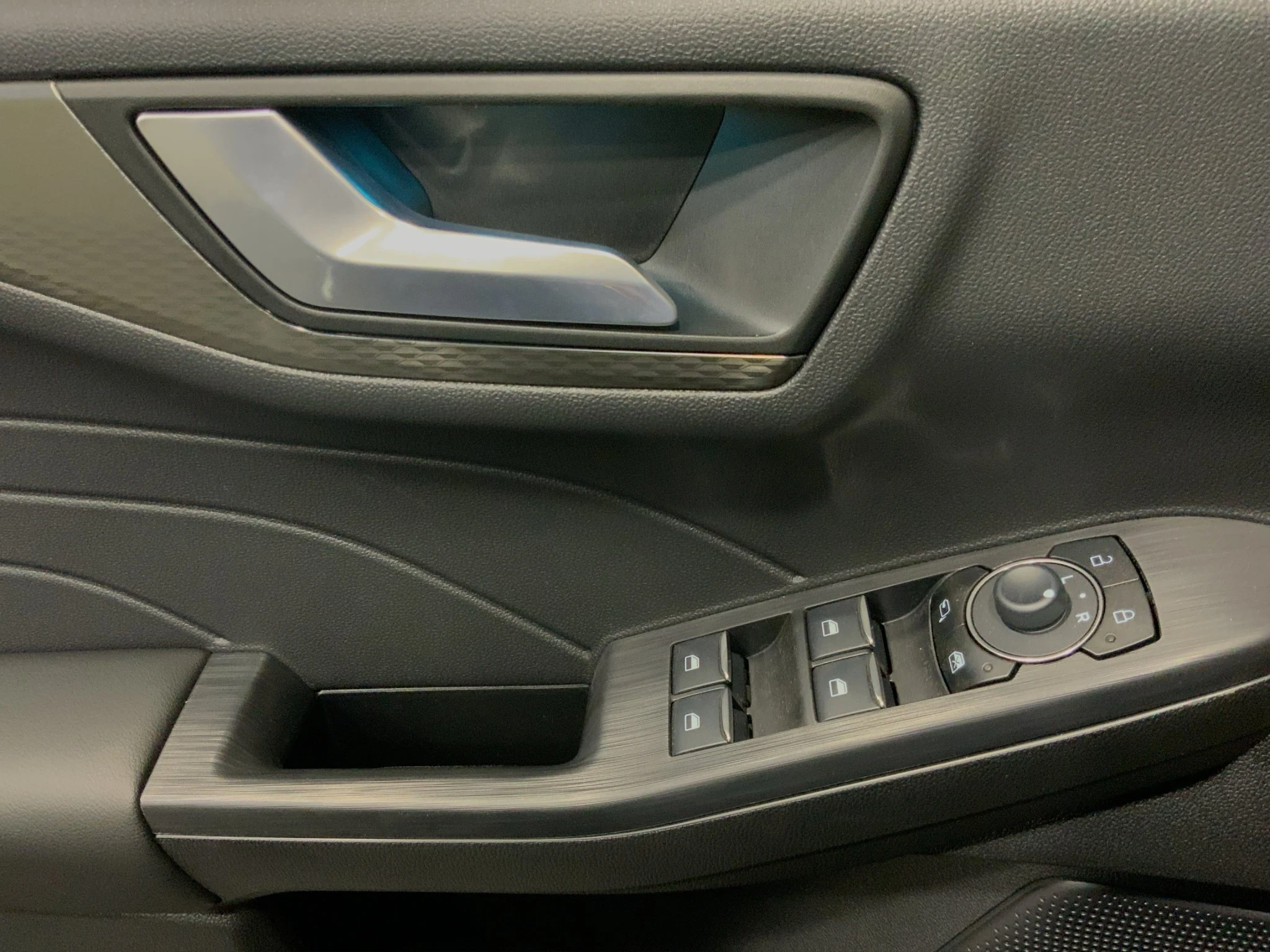Ford-Kuga-image-15