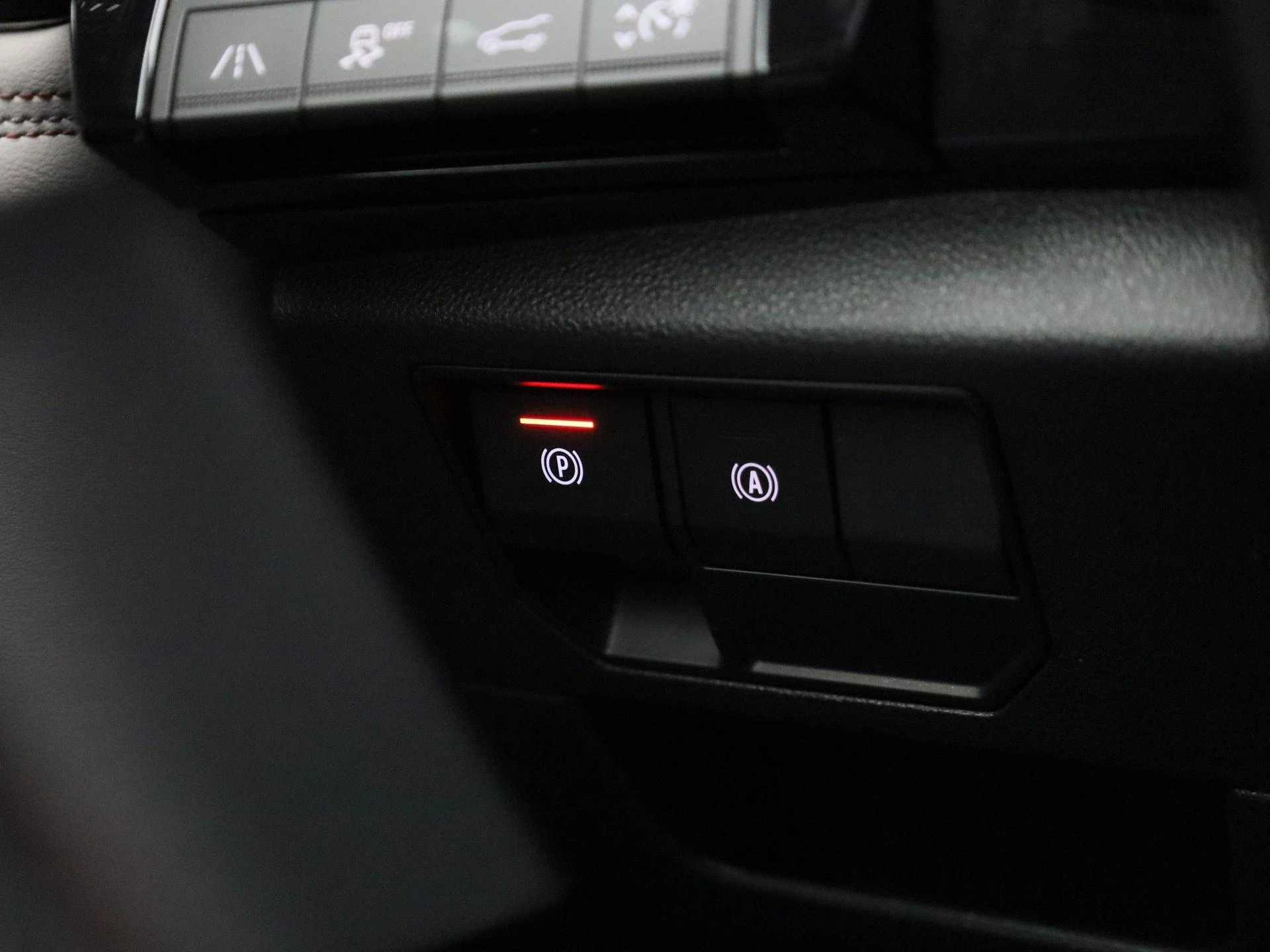 Renault Espace E-Tech full hybrid 200 iconic 5p.