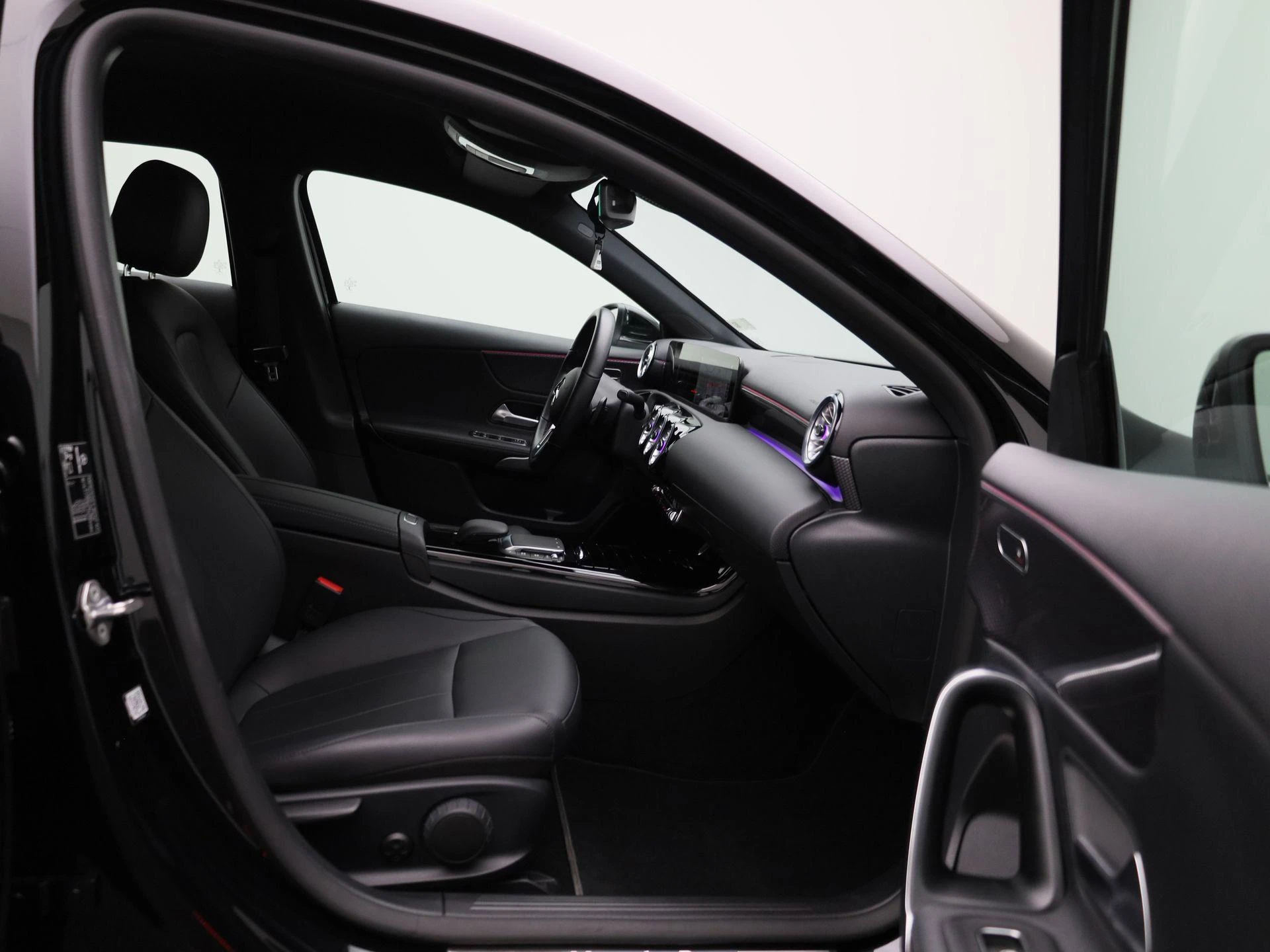 Mercedes-Benz-A-Klasse-image-35