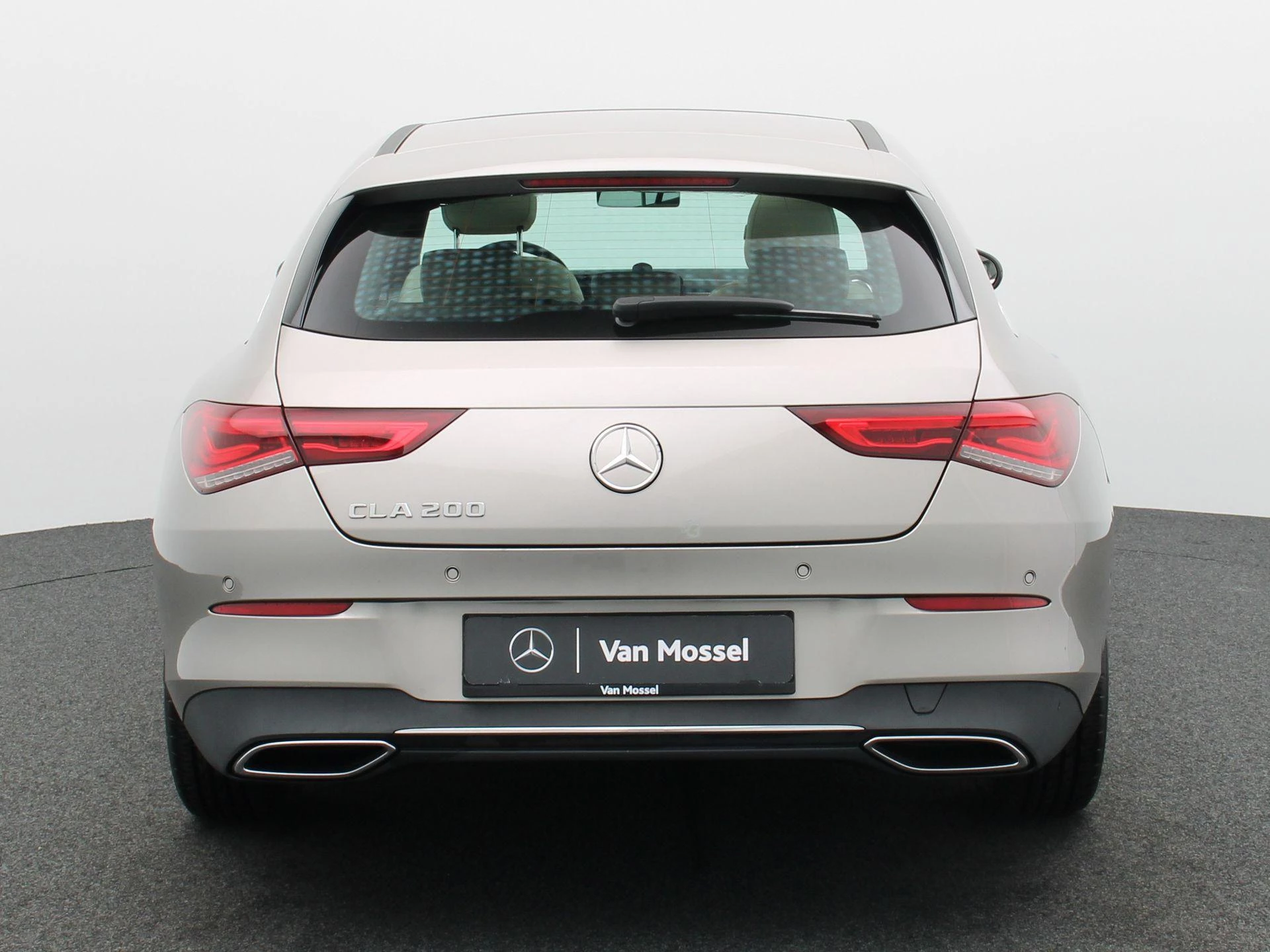 Mercedes-Benz CLA 200 Luxury Line Shooting Brake + LEDER + PANO DAK + CARPLAY + MULTIBEAM LED +