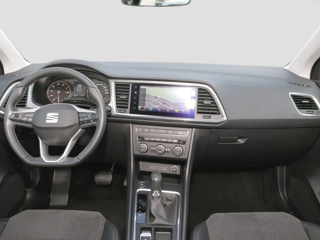 SEAT Ateca 1.5 TSI DSG Style 17" Navi AHK LED SHZ DAB