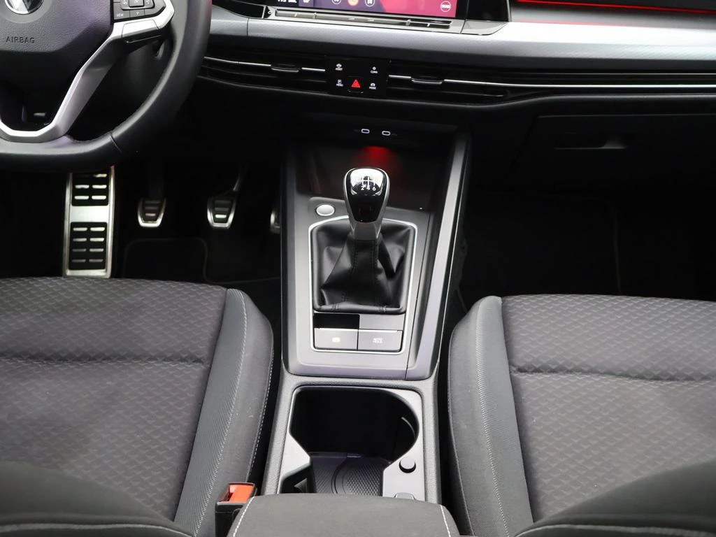 Volkswagen Golf VIII Golf Active 1.5eTSI *VIRTUAL COCKPIT*CAMERA*ACC*PDC*LED*NAVI*APP-CONNECT*...*